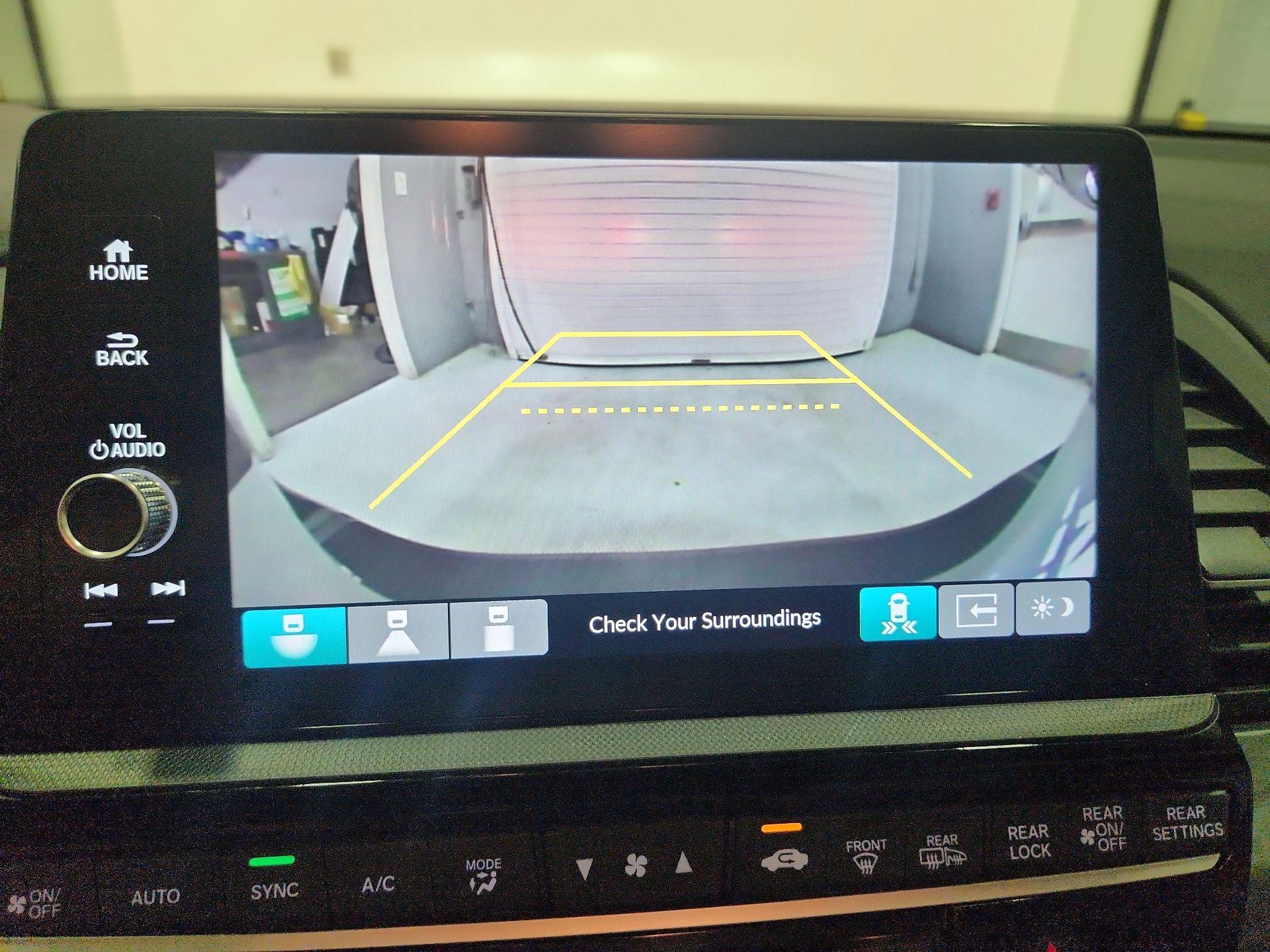 Thumbnail: 2025 Honda Odyssey - 15