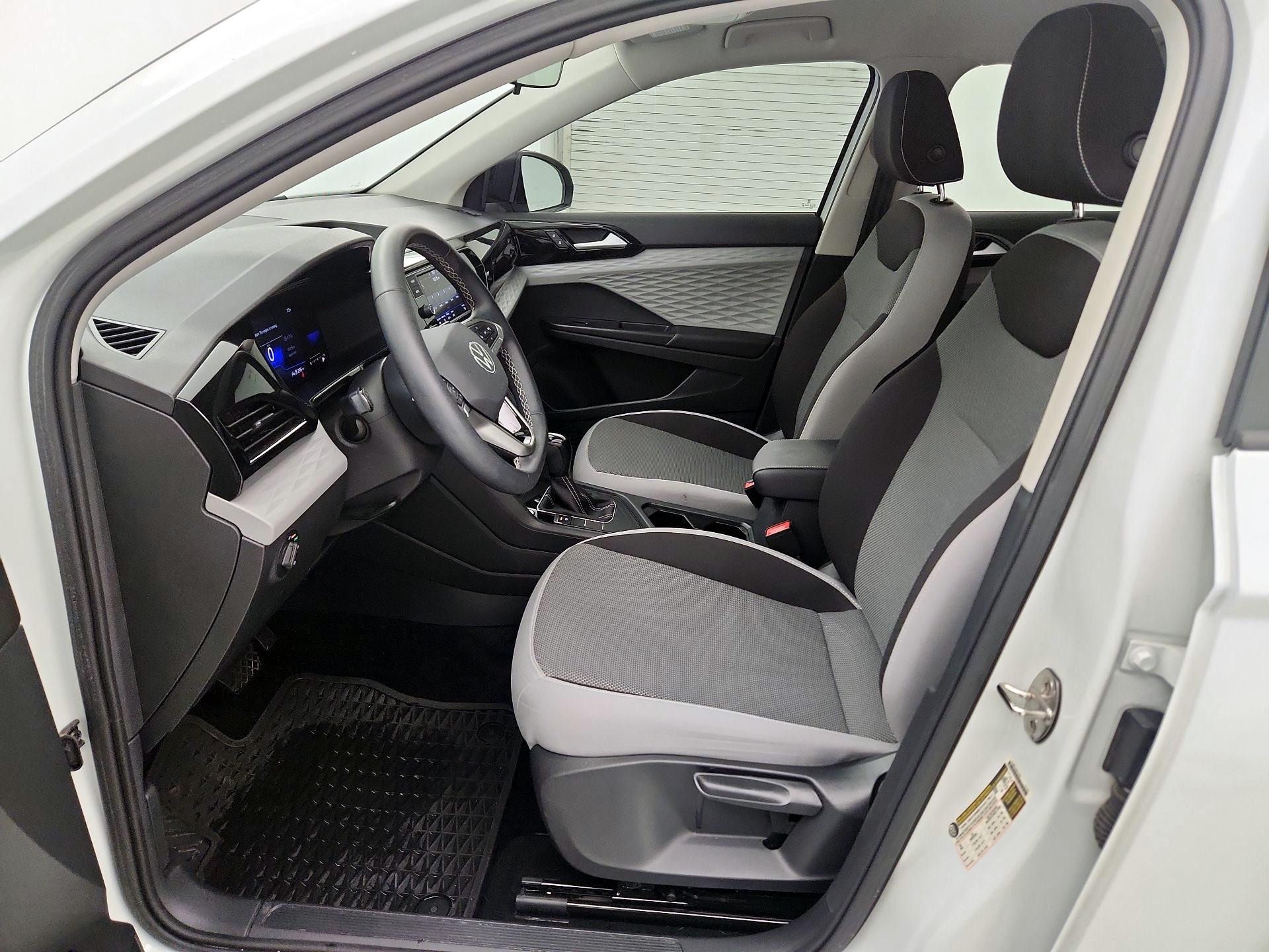 Thumbnail: 2023 Volkswagen Taos - 11