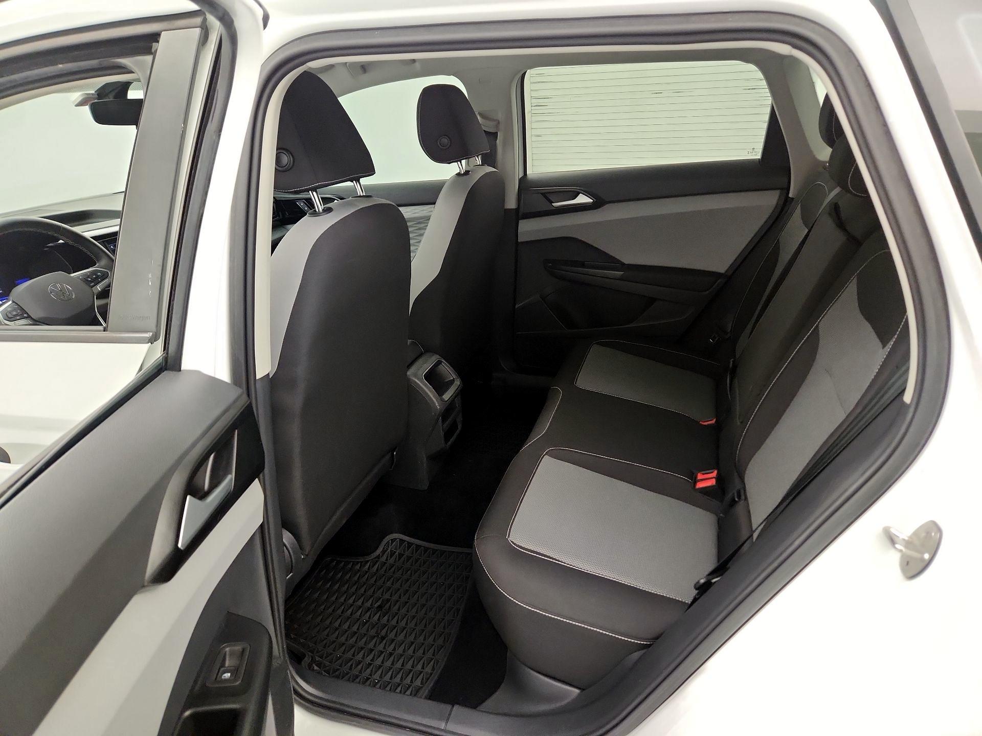 Thumbnail: 2023 Volkswagen Taos - 19