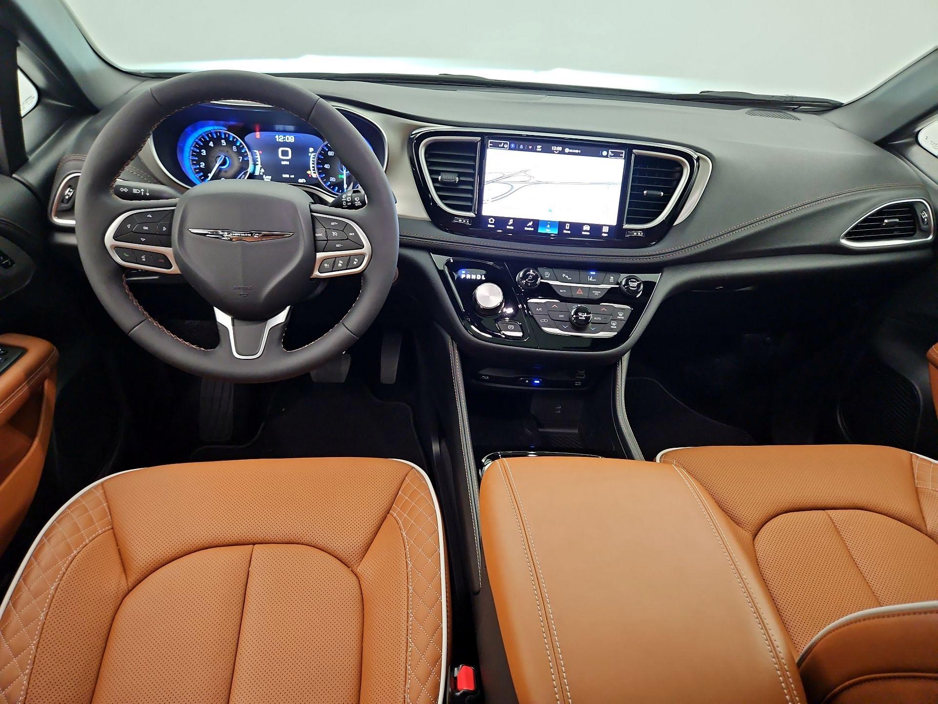 Thumbnail: 2026 Chrysler Pacifica - 9