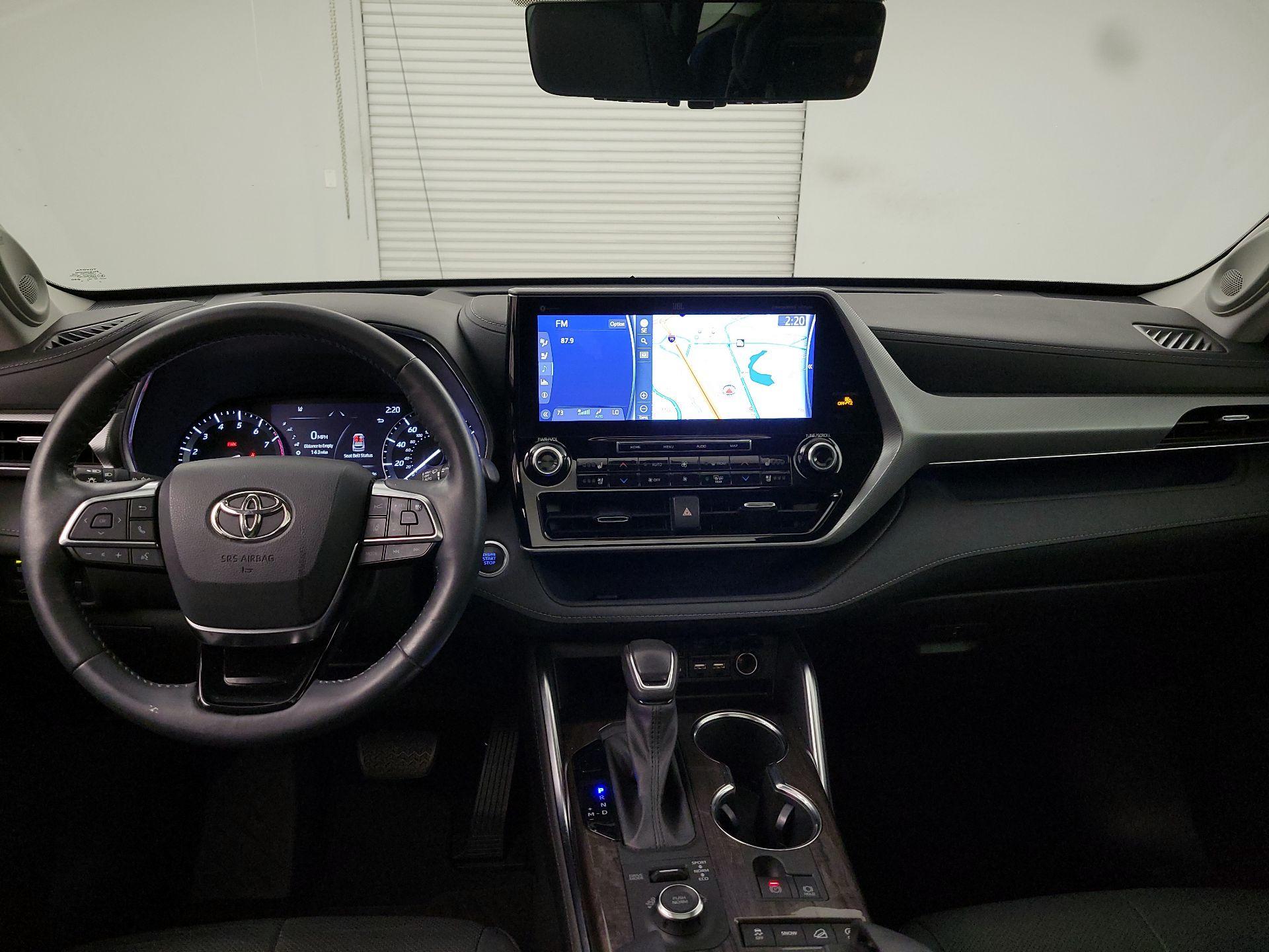 Thumbnail: 2021 Toyota Highlander - 9