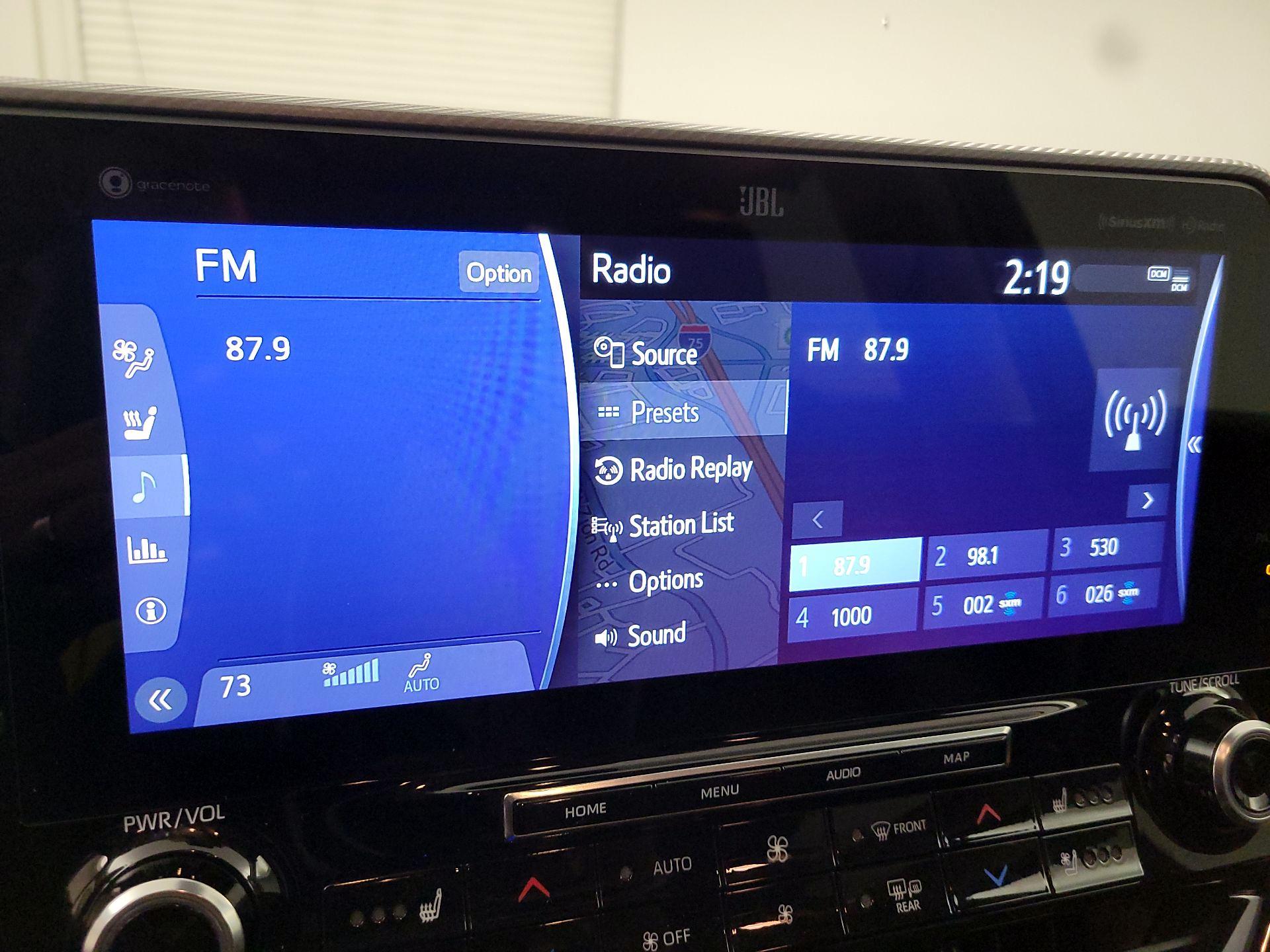 Thumbnail: 2021 Toyota Highlander - 16