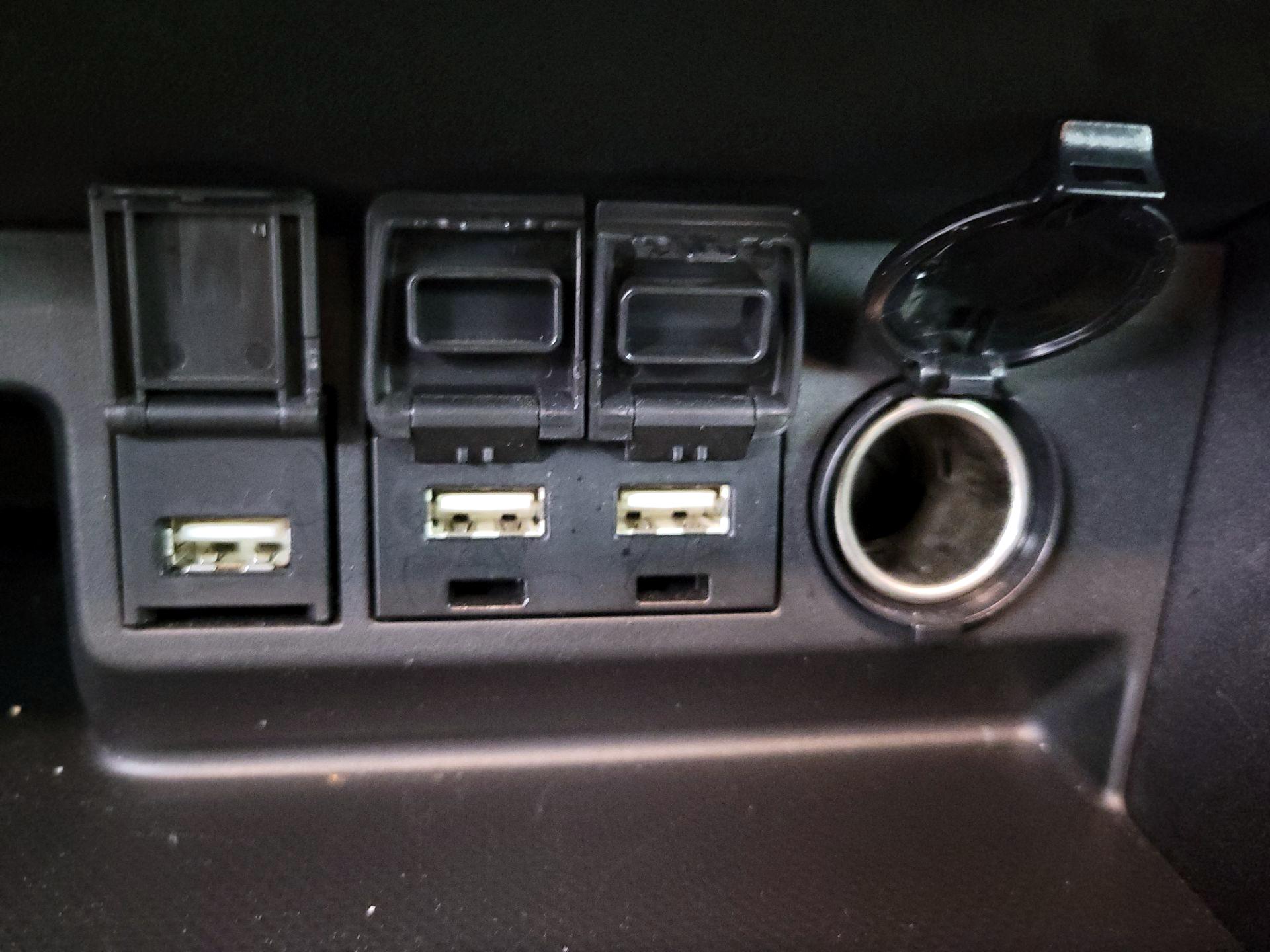 Thumbnail: 2021 Toyota Highlander - 19