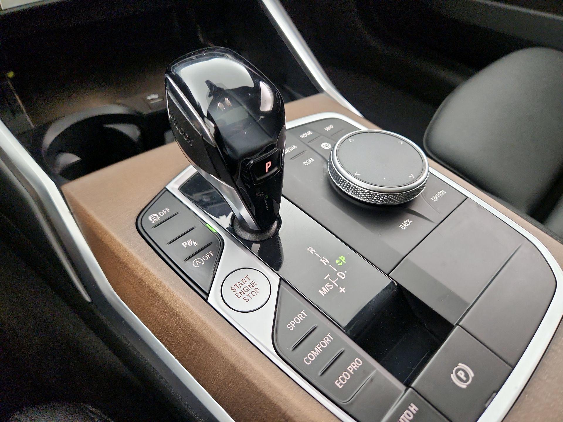 Thumbnail: 2021 BMW 3 Series - 18