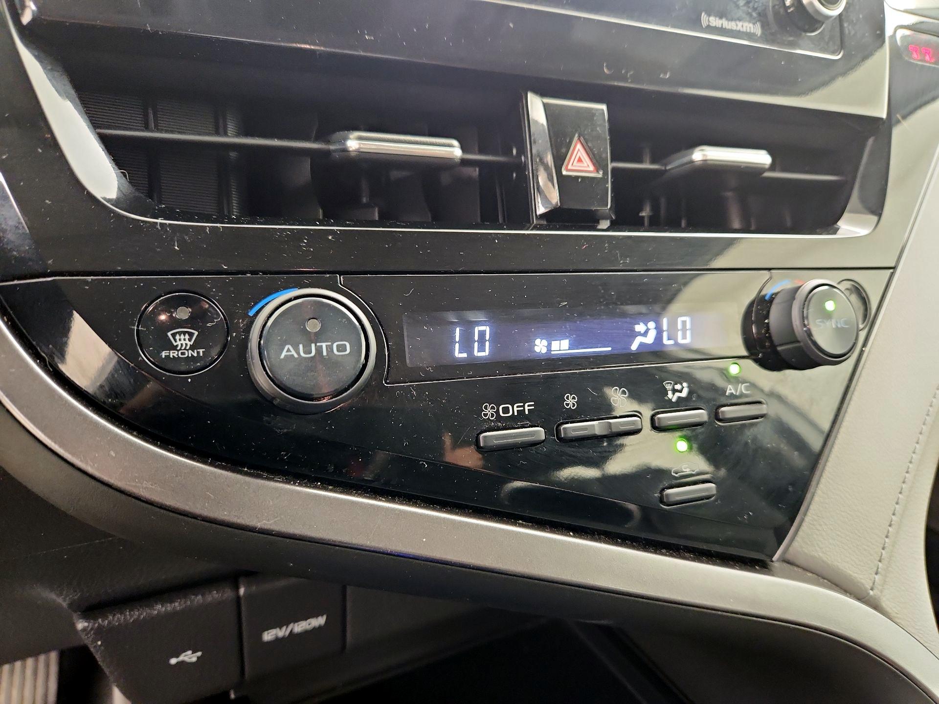 Thumbnail: 2023 Toyota Camry - 16