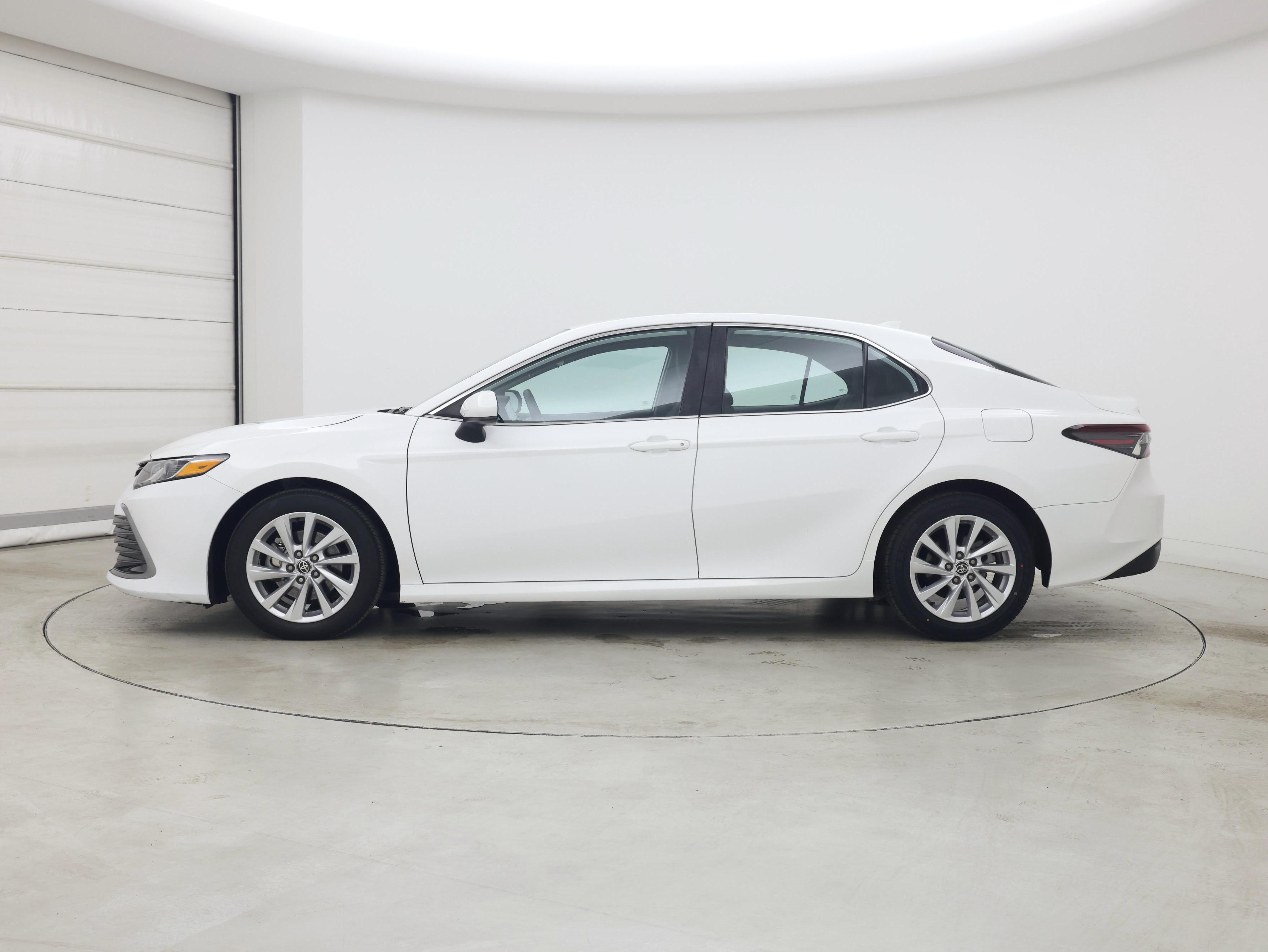 Thumbnail: 2023 Toyota Camry - 3