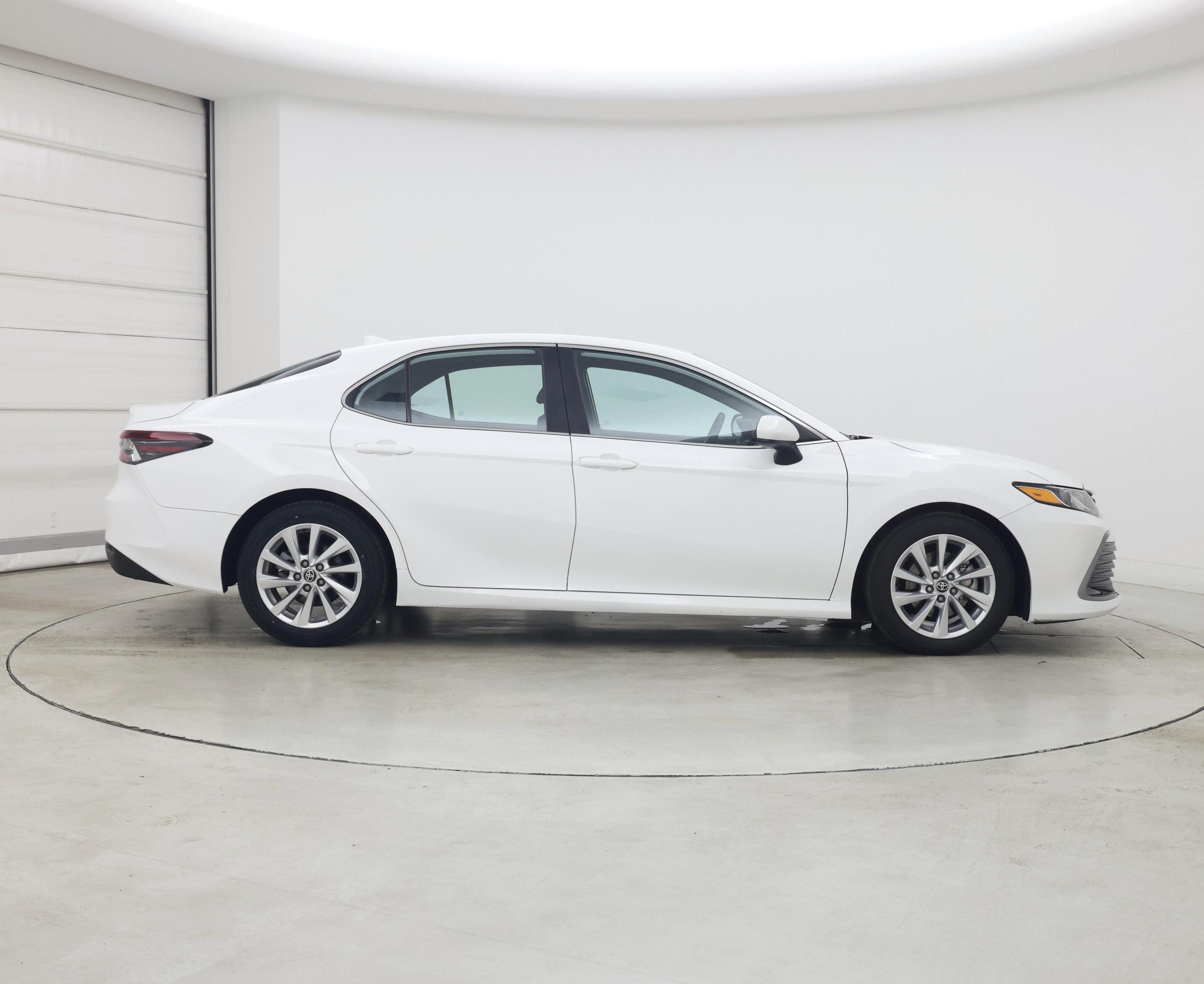 Thumbnail: 2023 Toyota Camry - 7