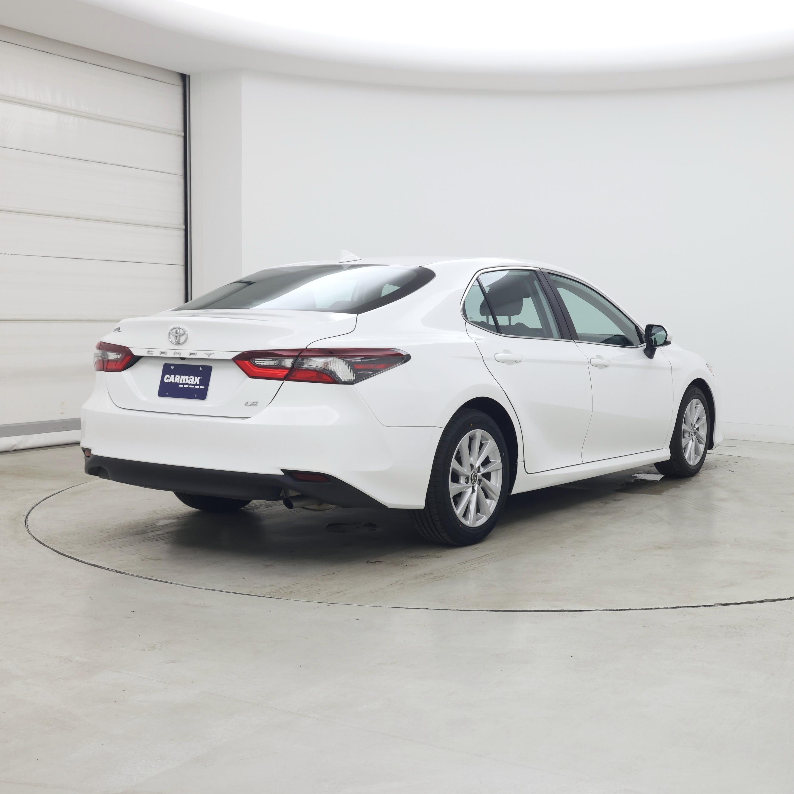 Thumbnail: 2023 Toyota Camry - 8