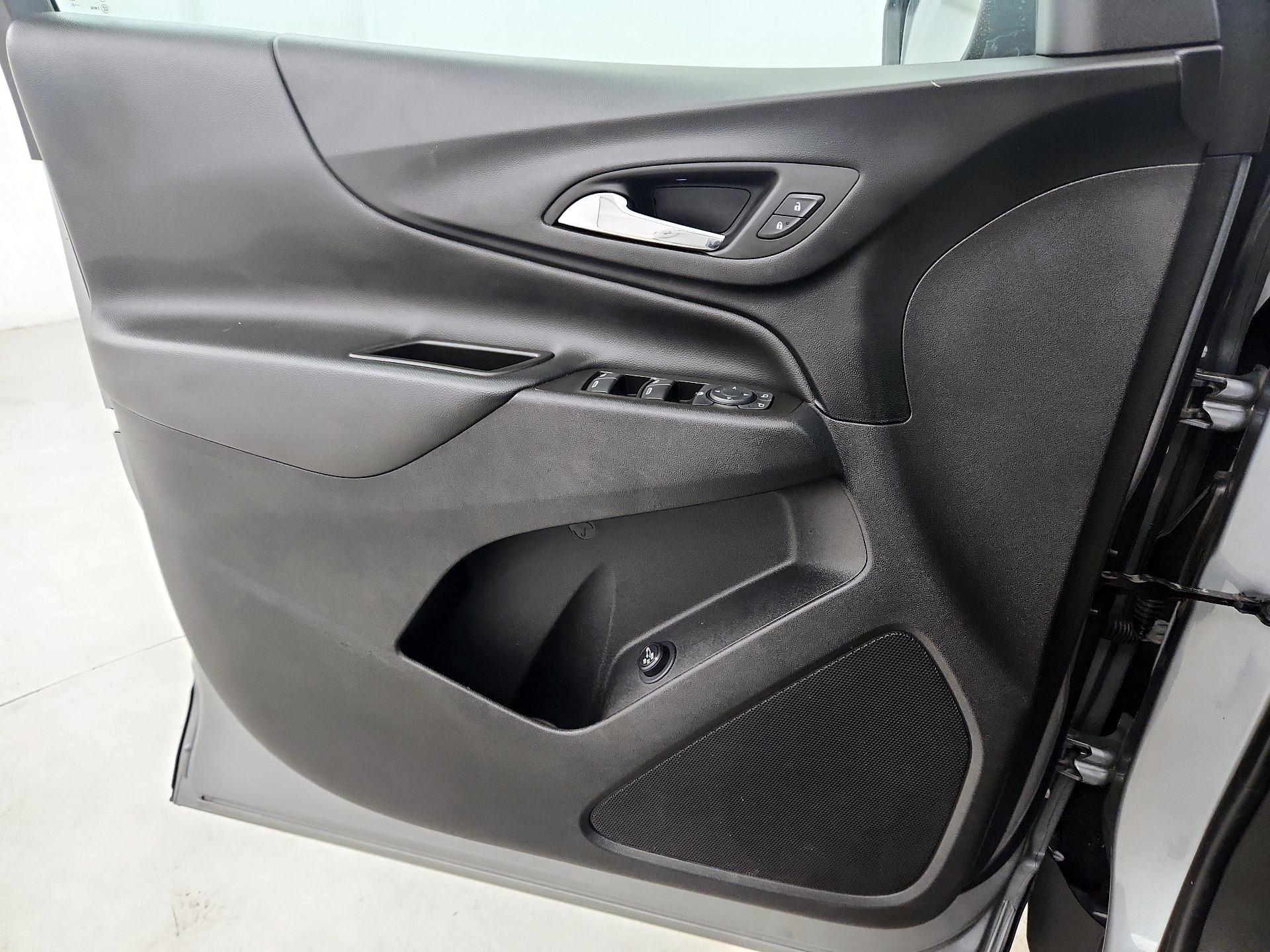 Thumbnail: 2023 Chevrolet Equinox - 12