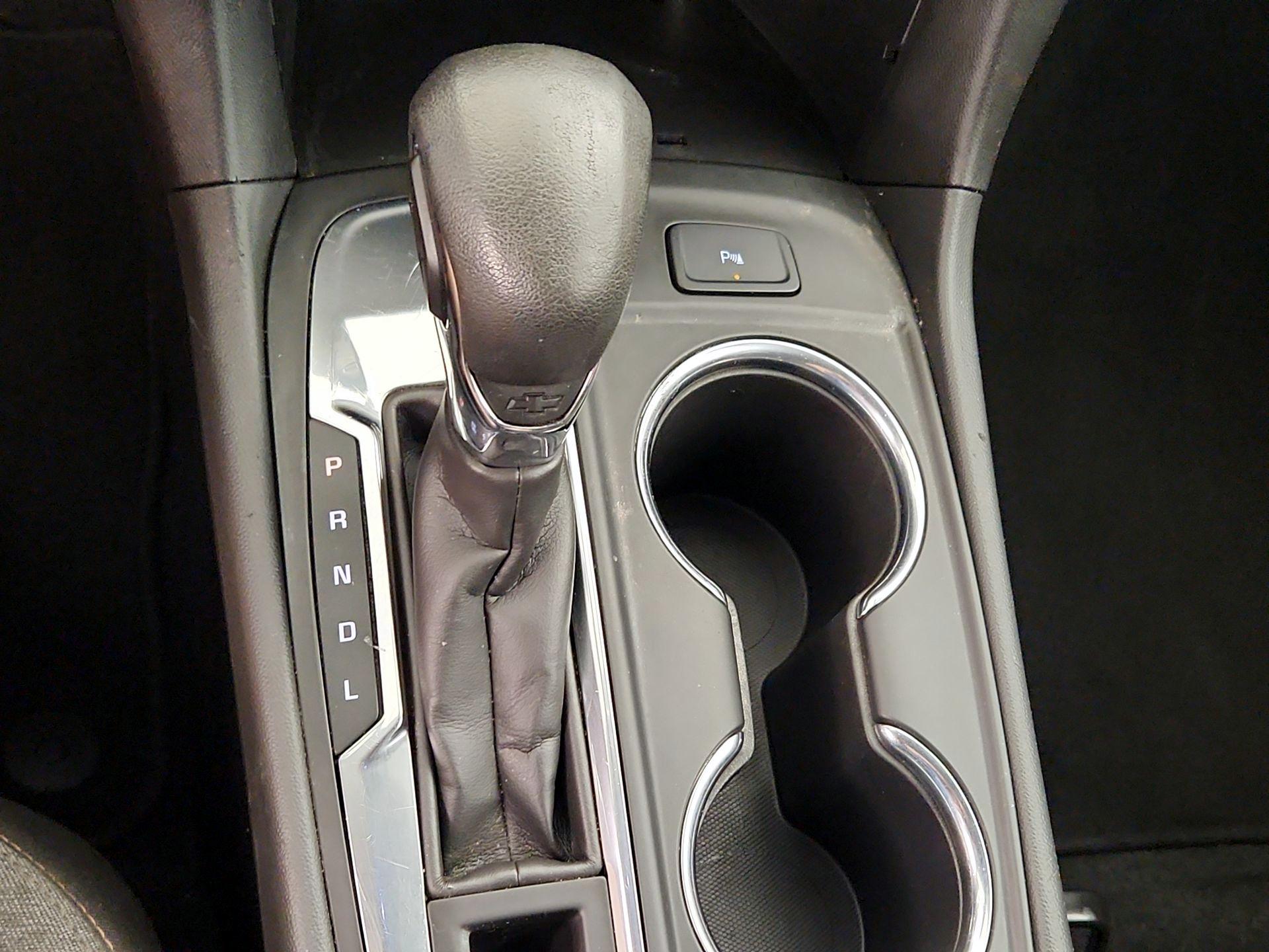 Thumbnail: 2023 Chevrolet Equinox - 17