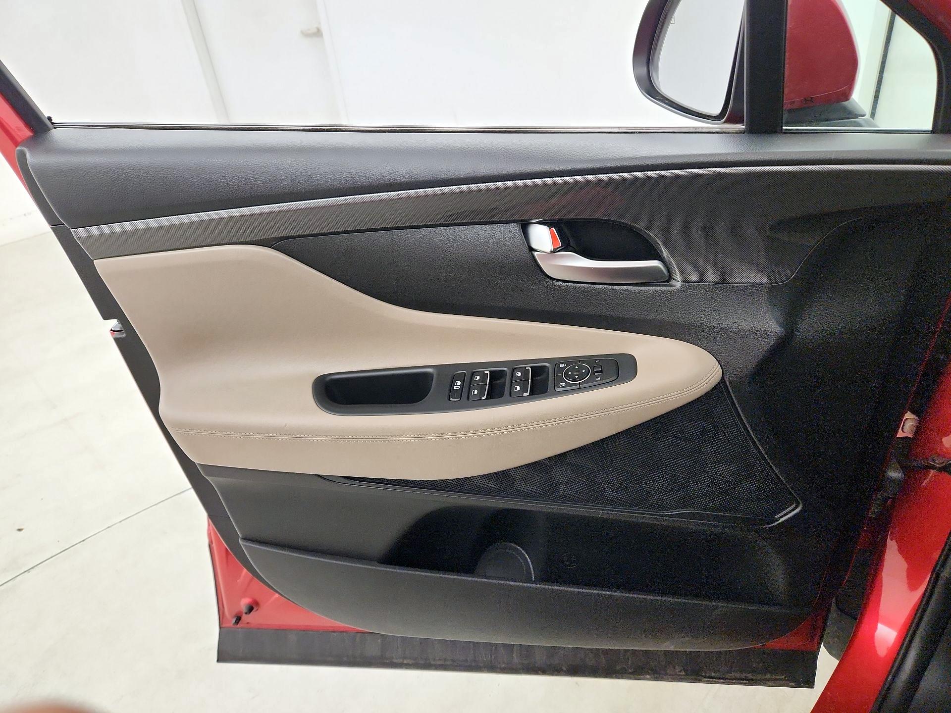 Thumbnail: 2022 Hyundai Santa Fe - 12