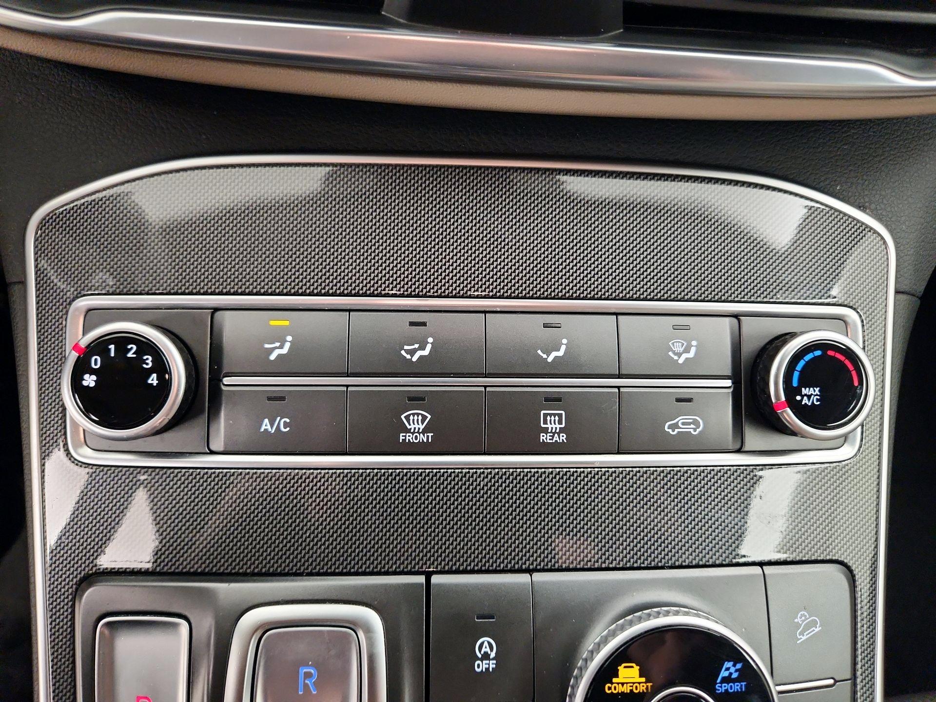 Thumbnail: 2022 Hyundai Santa Fe - 16