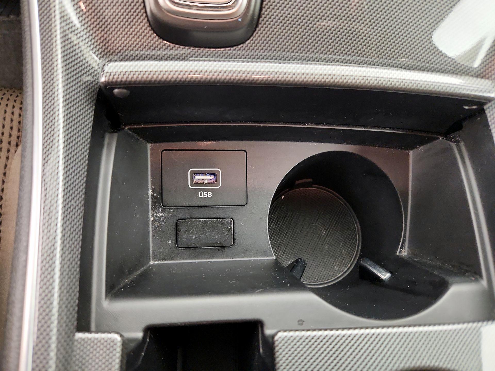 Thumbnail: 2022 Hyundai Santa Fe - 18