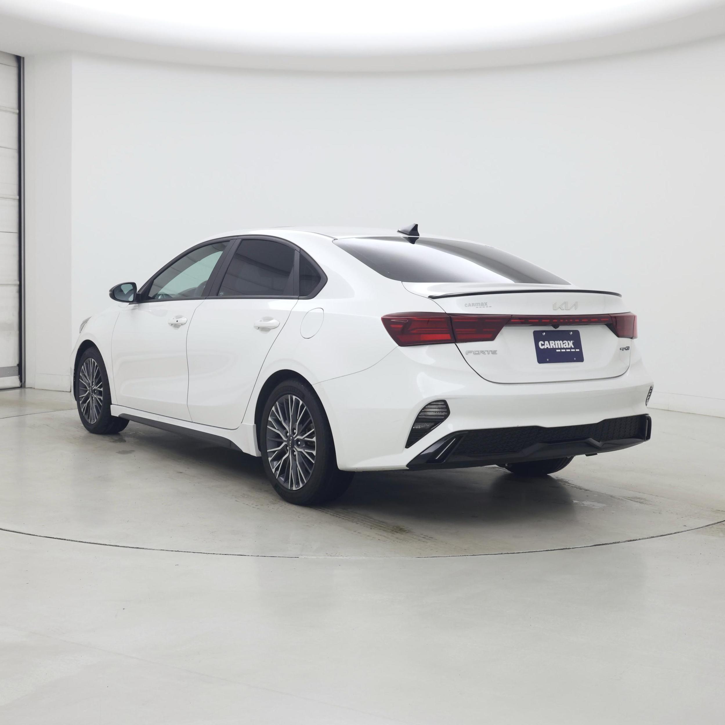 Thumbnail: 2023 Kia Forte - 2