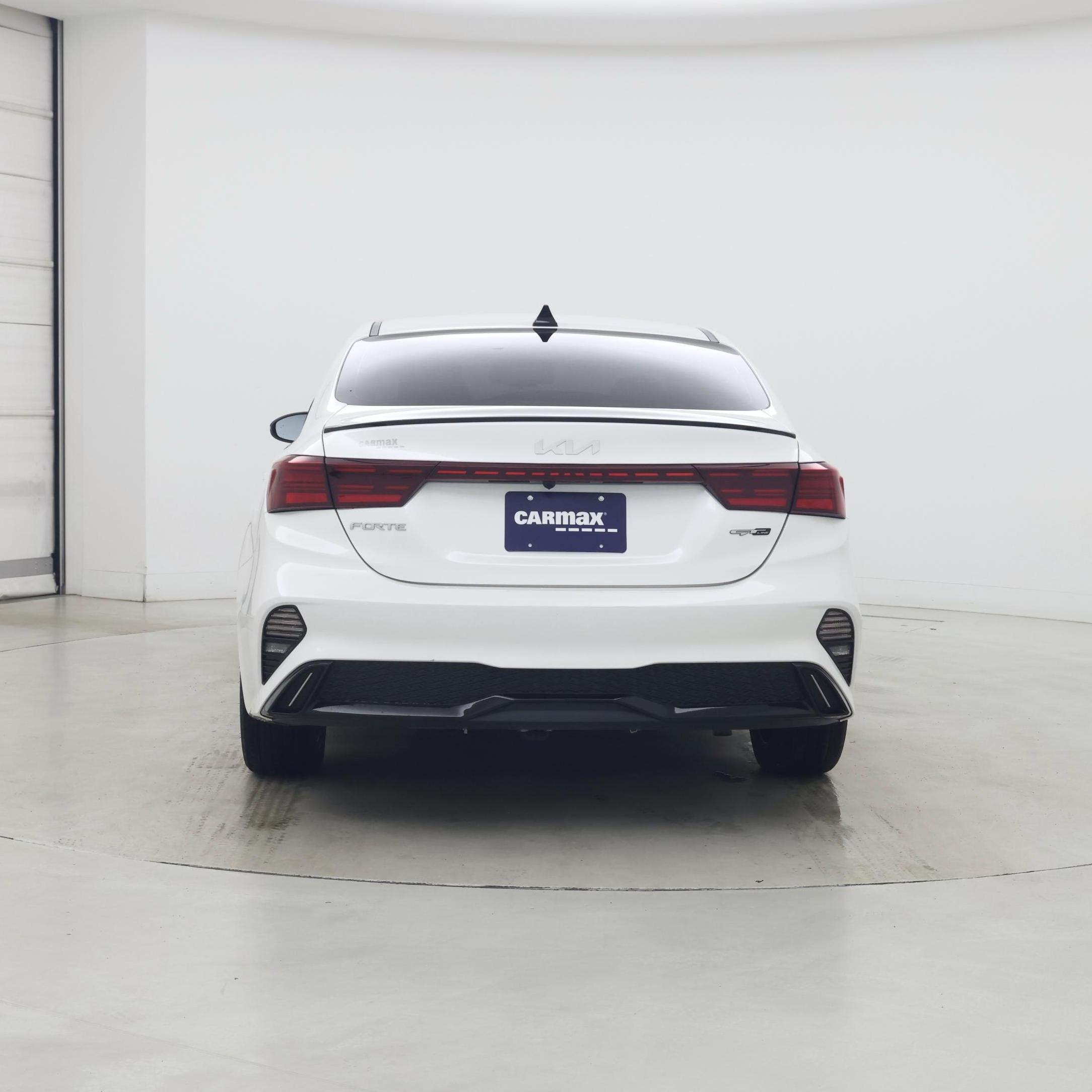 Thumbnail: 2023 Kia Forte - 6