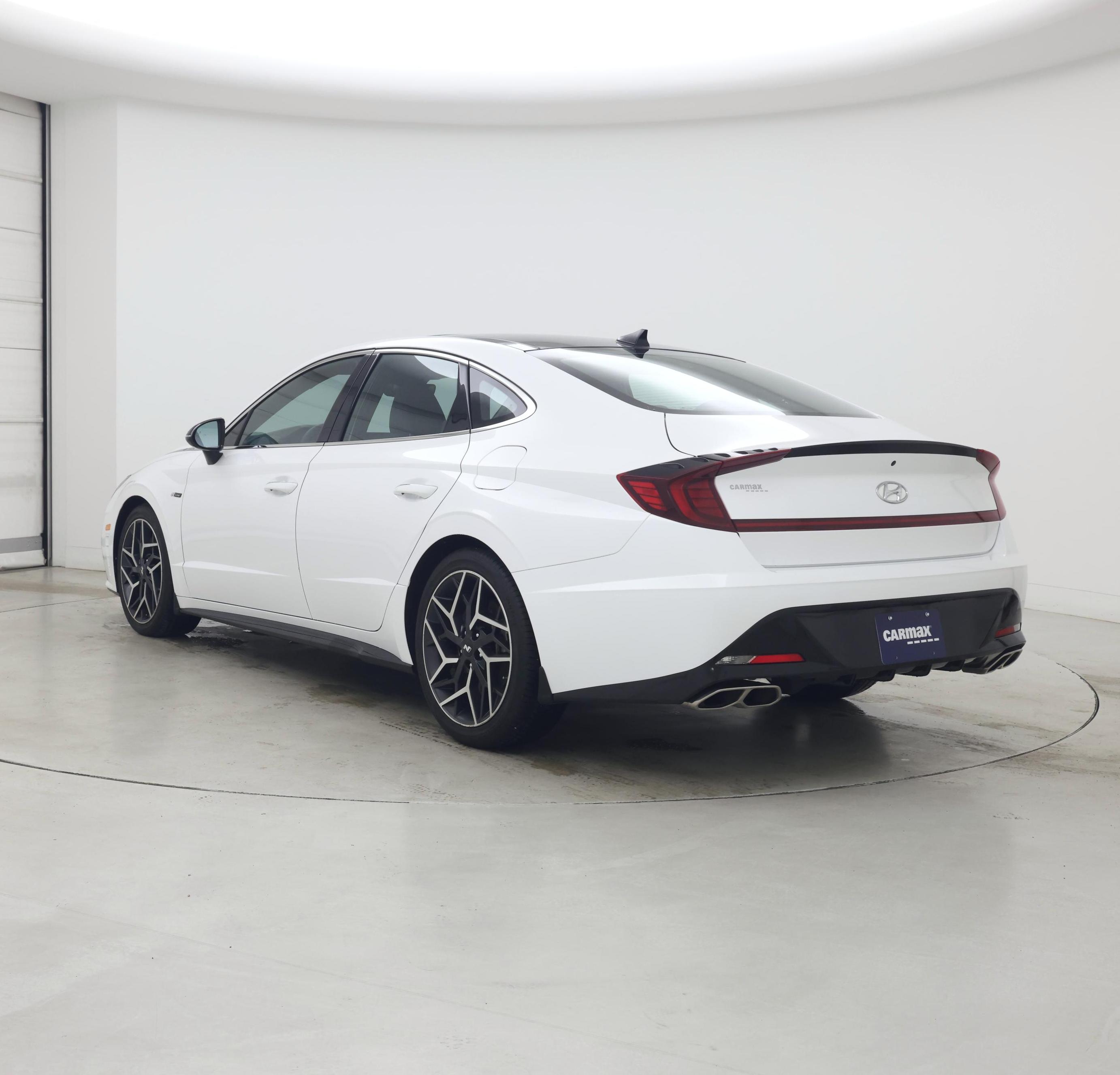 Thumbnail: 2023 Hyundai Sonata - 2