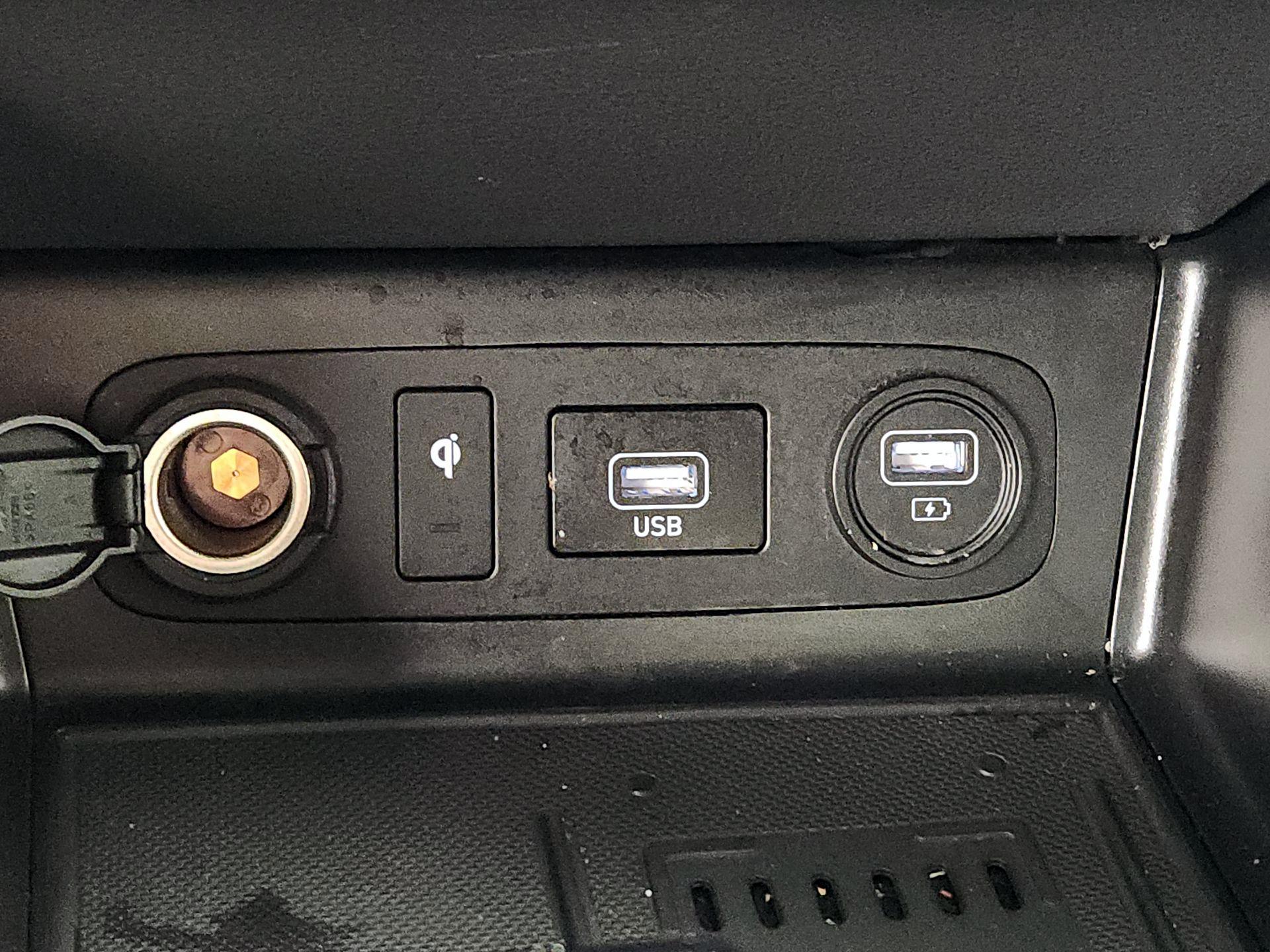 Thumbnail: 2023 Hyundai Sonata - 19