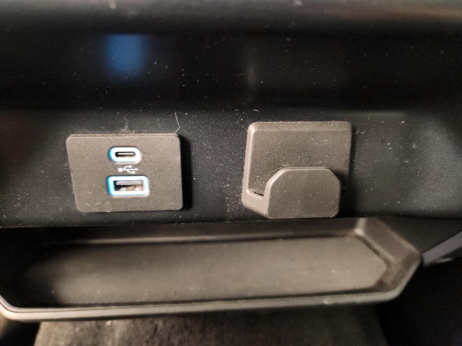 Thumbnail: 2023 Ford F-150 - 19