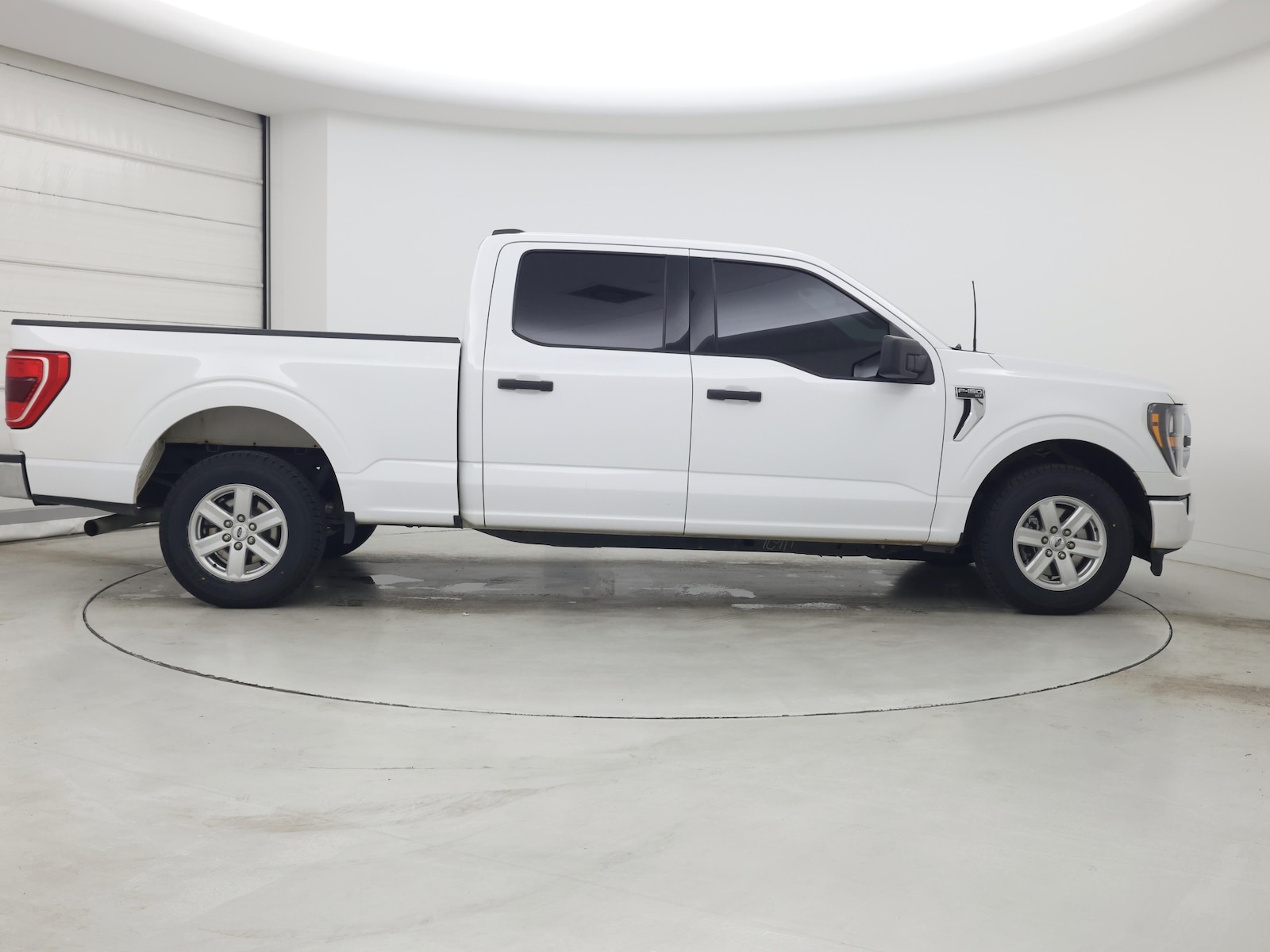 2023 Ford F-150 XLT - Photo 8