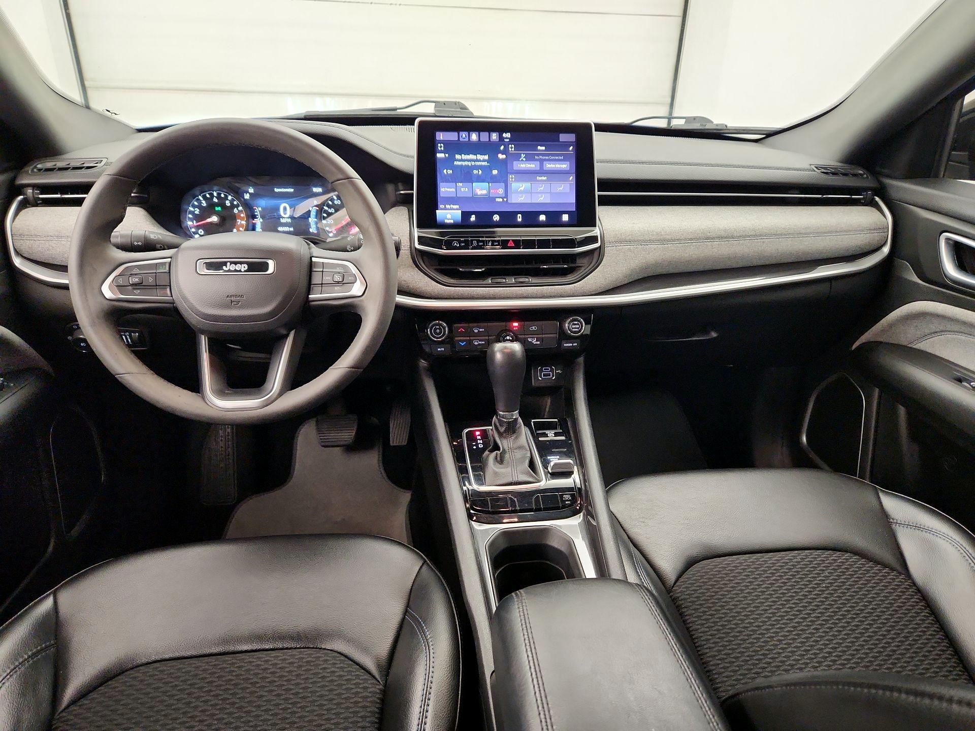 Thumbnail: 2023 Jeep Compass - 9