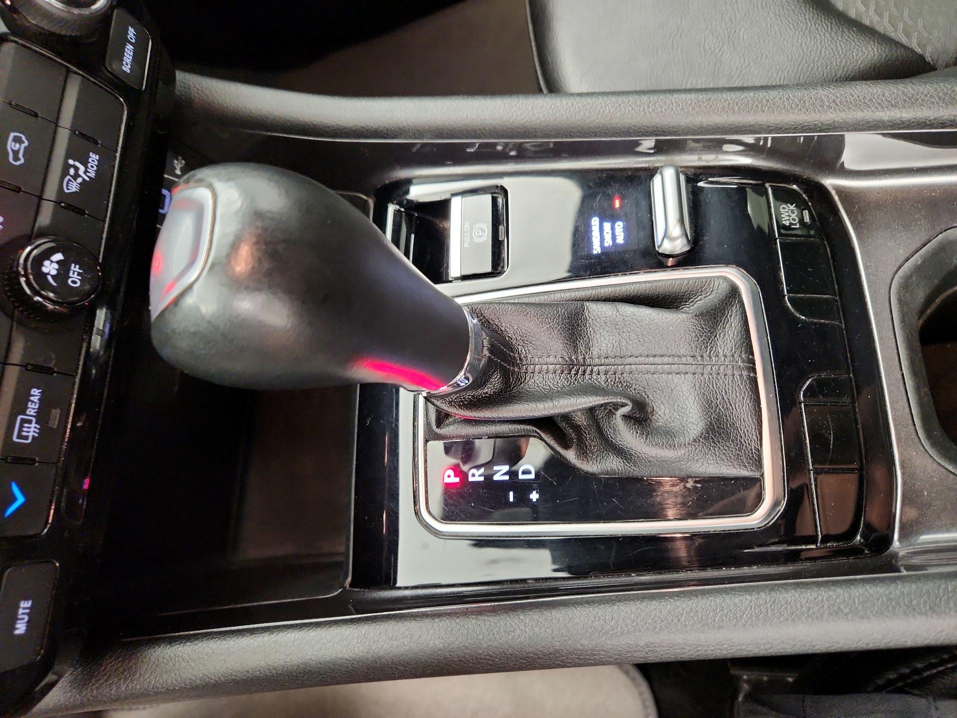 Thumbnail: 2023 Jeep Compass - 17