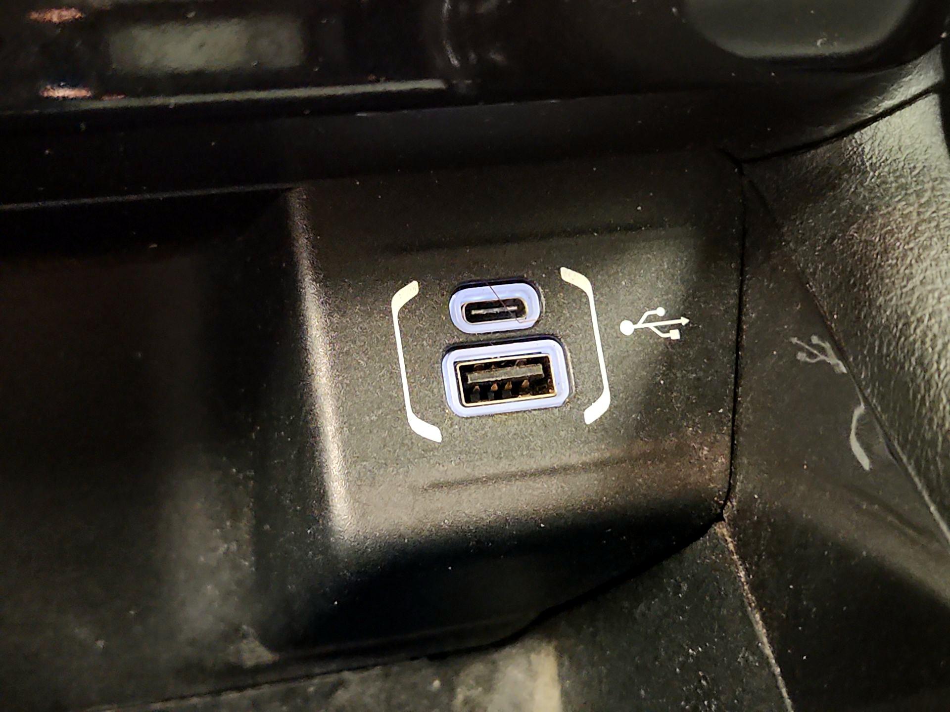 Thumbnail: 2023 Jeep Compass - 18