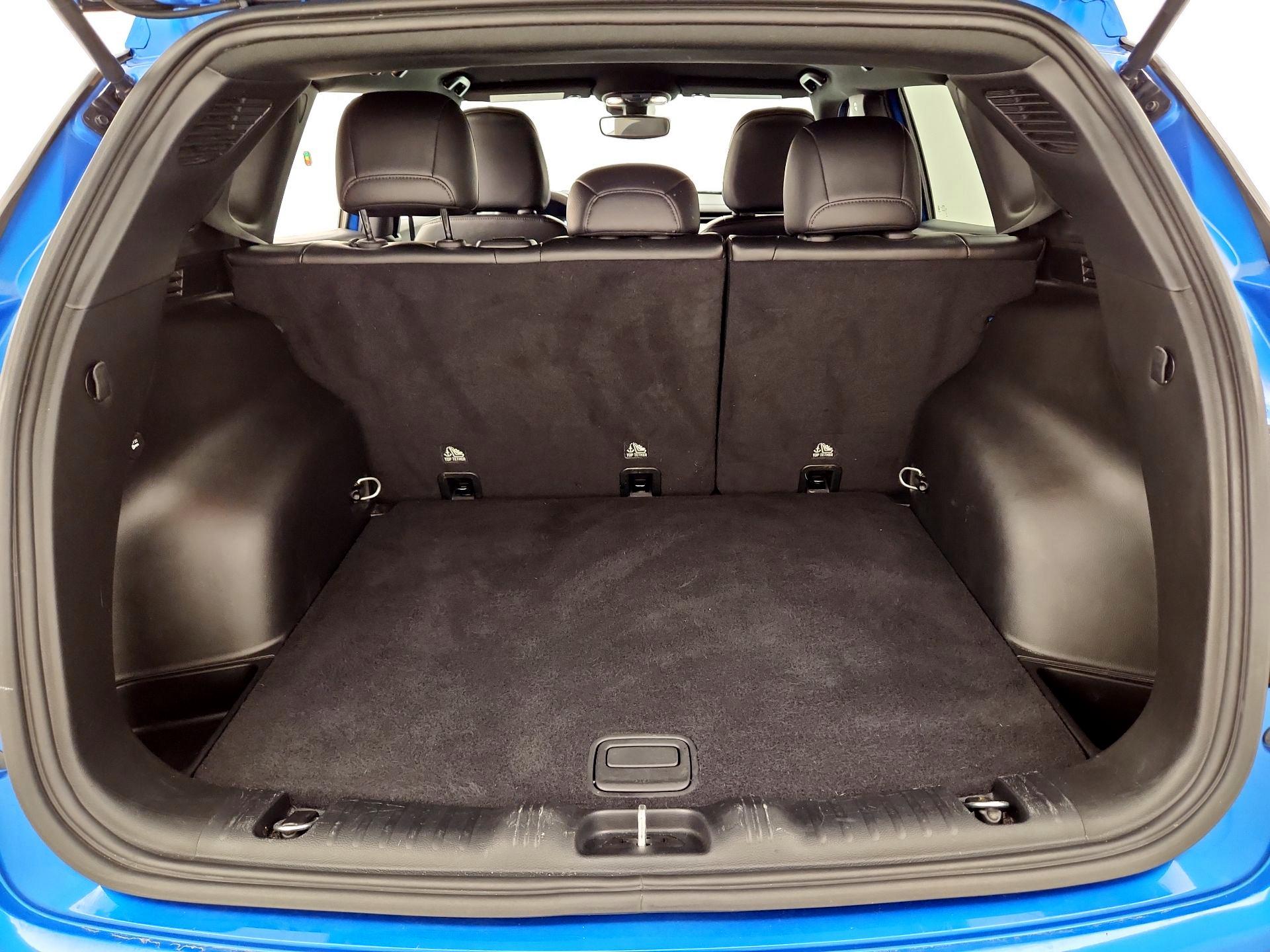 Thumbnail: 2023 Jeep Compass - 20