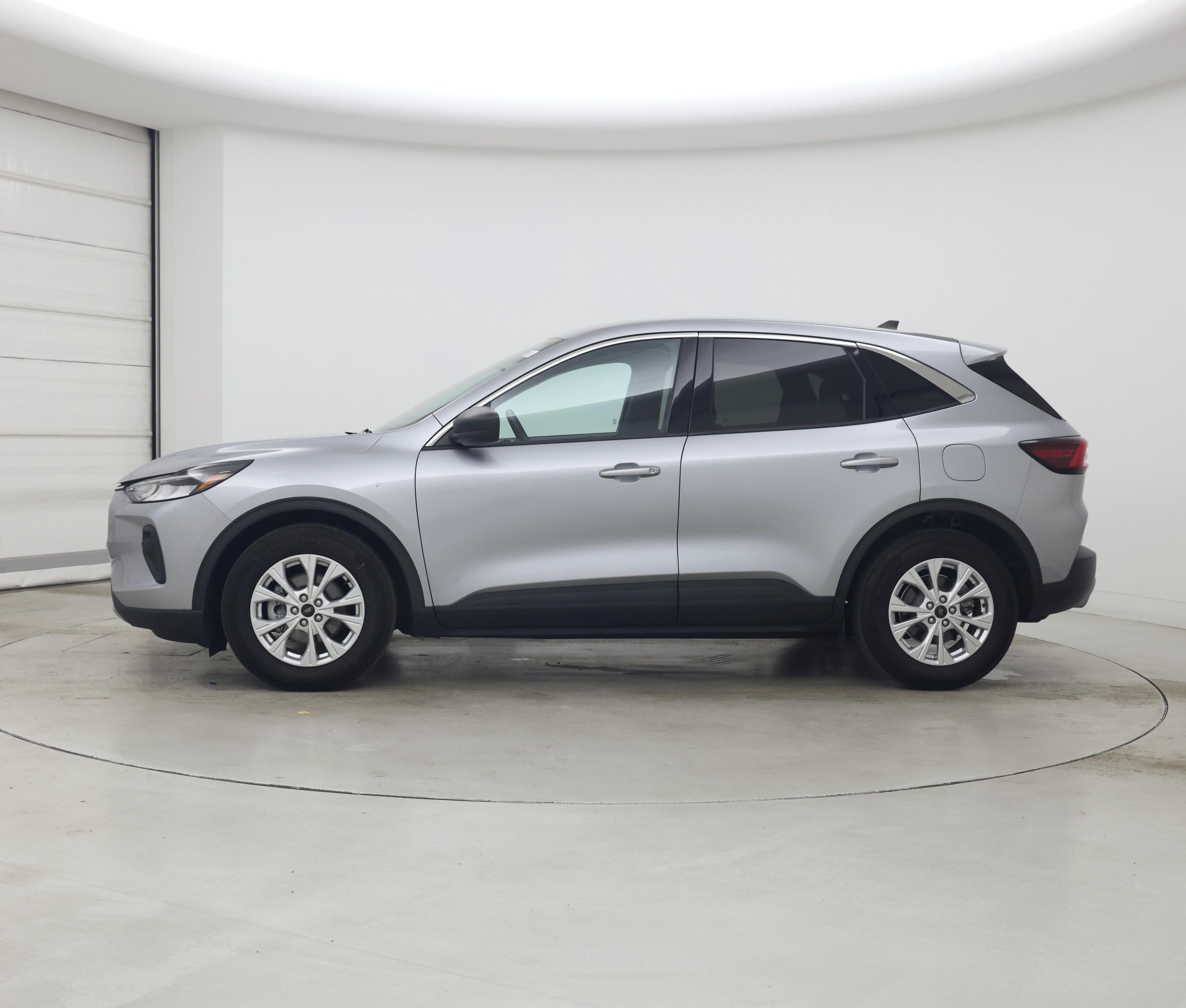 Thumbnail: 2023 Ford Escape - 3