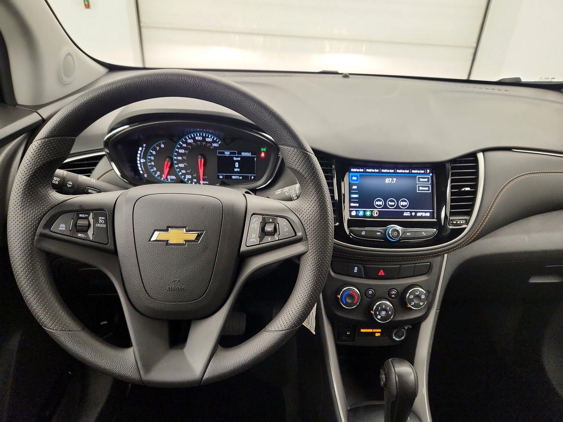 Thumbnail: 2022 Chevrolet Trax - 10