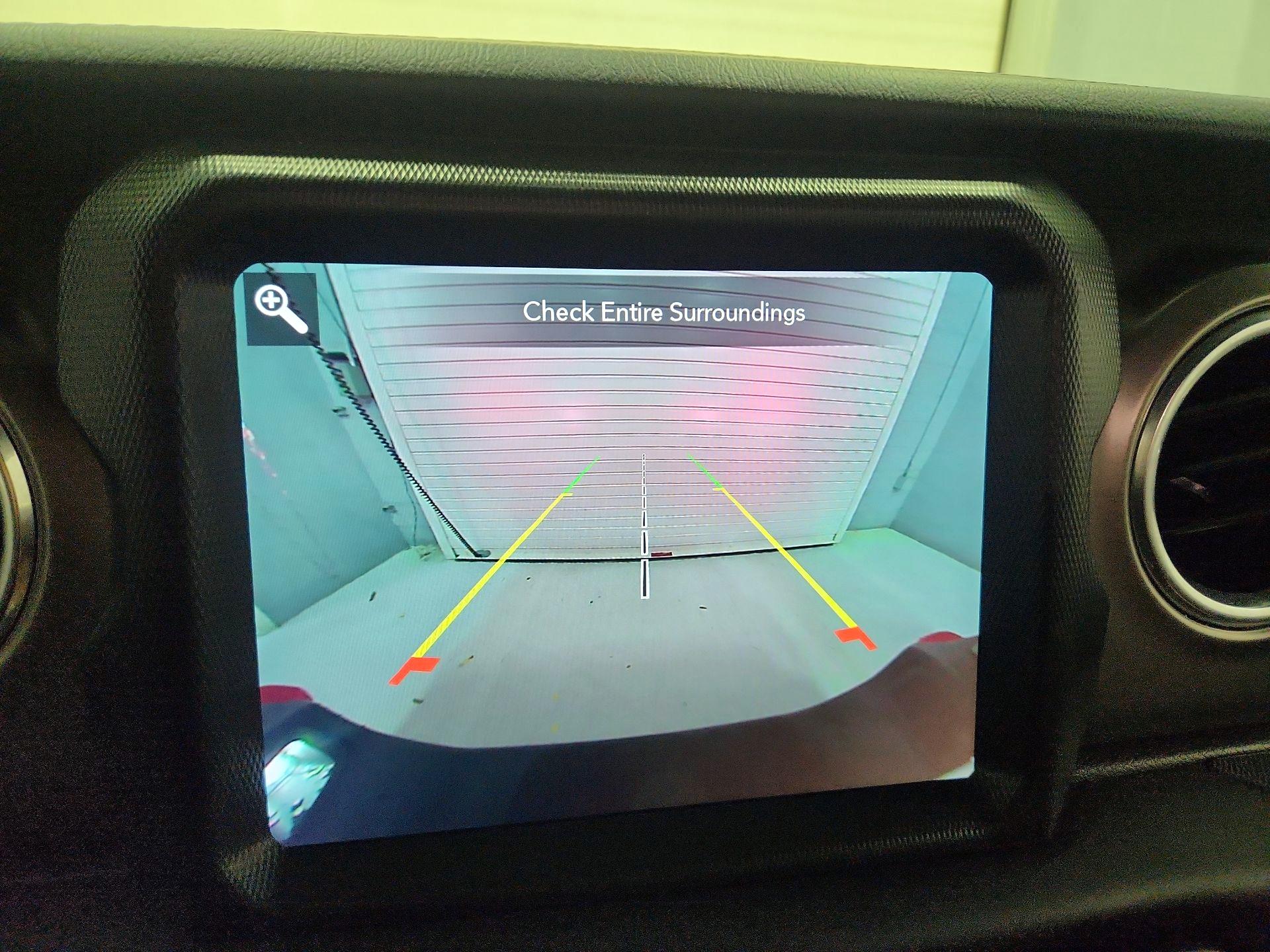 Thumbnail: 2021 Jeep Gladiator - 15