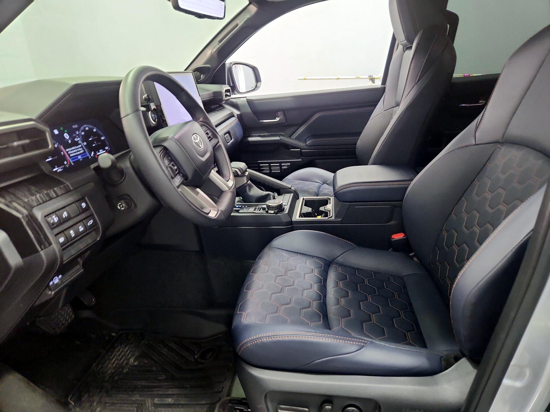 Thumbnail: 2025 Toyota 4Runner - 11