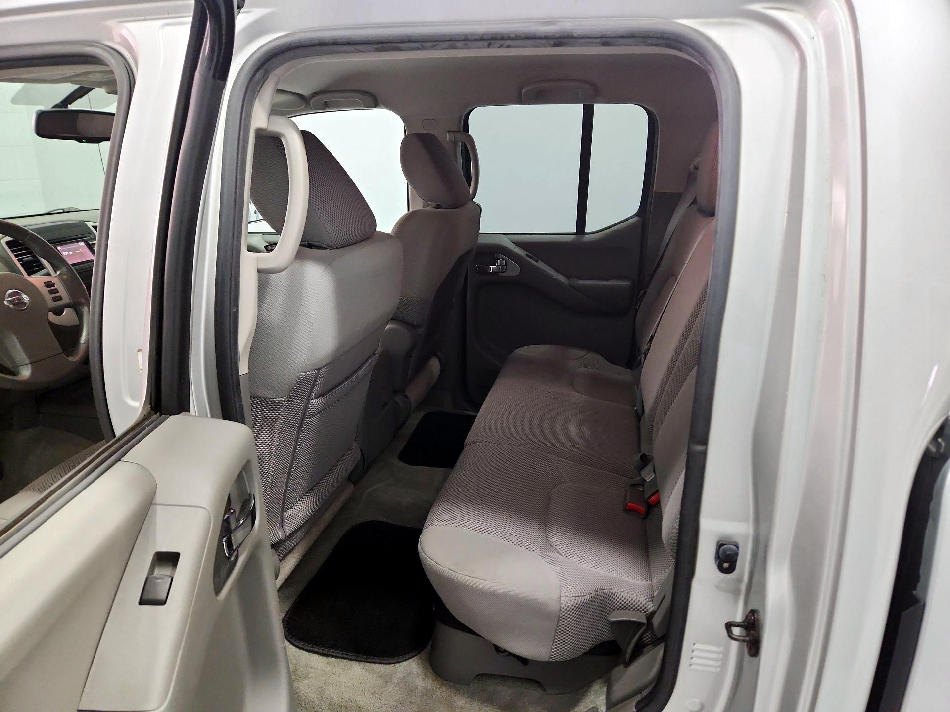 Thumbnail: 2014 Nissan Frontier - 19