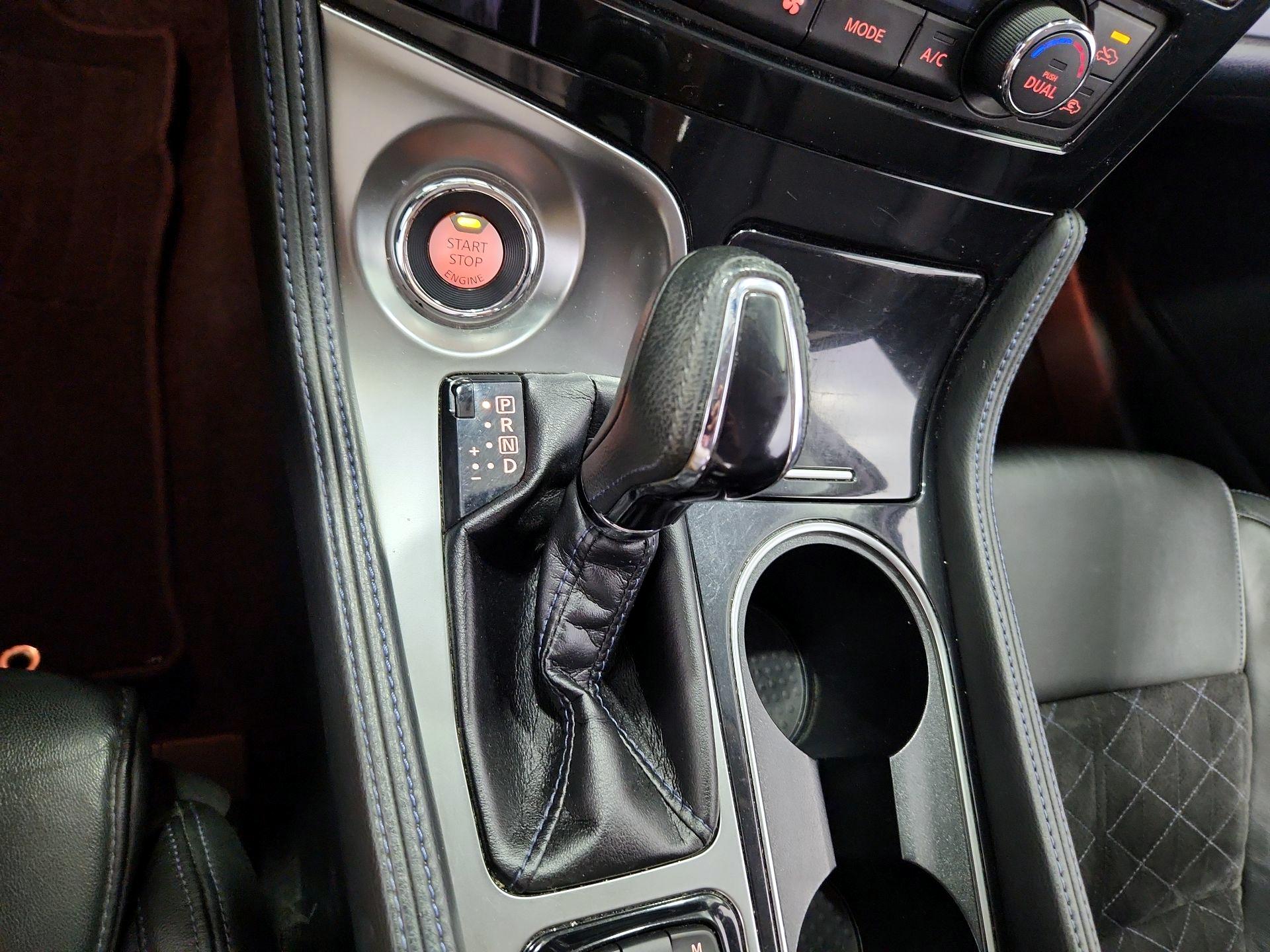 Thumbnail: 2017 Nissan Maxima - 17