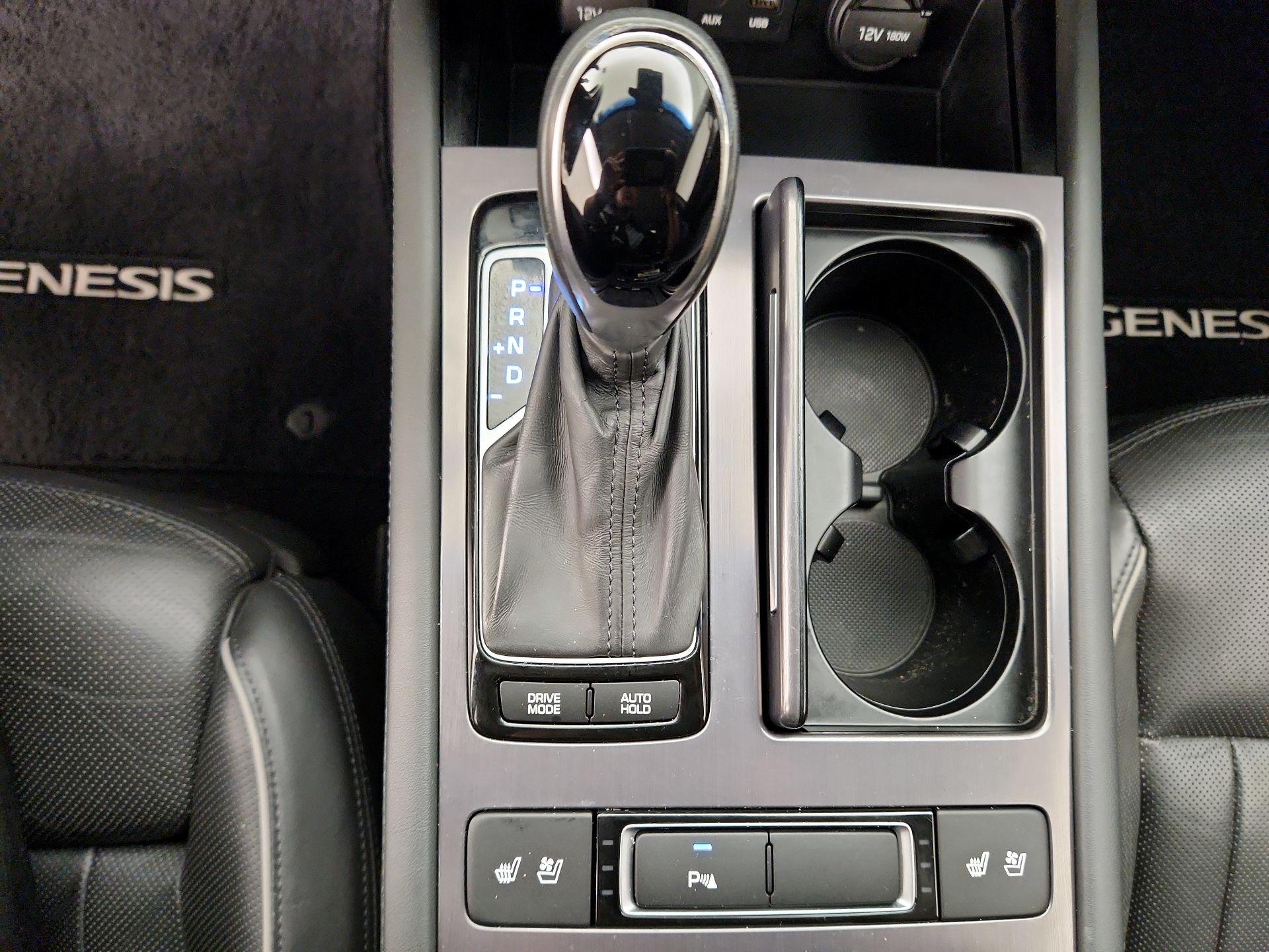 Thumbnail: 2016 Hyundai Genesis - 18