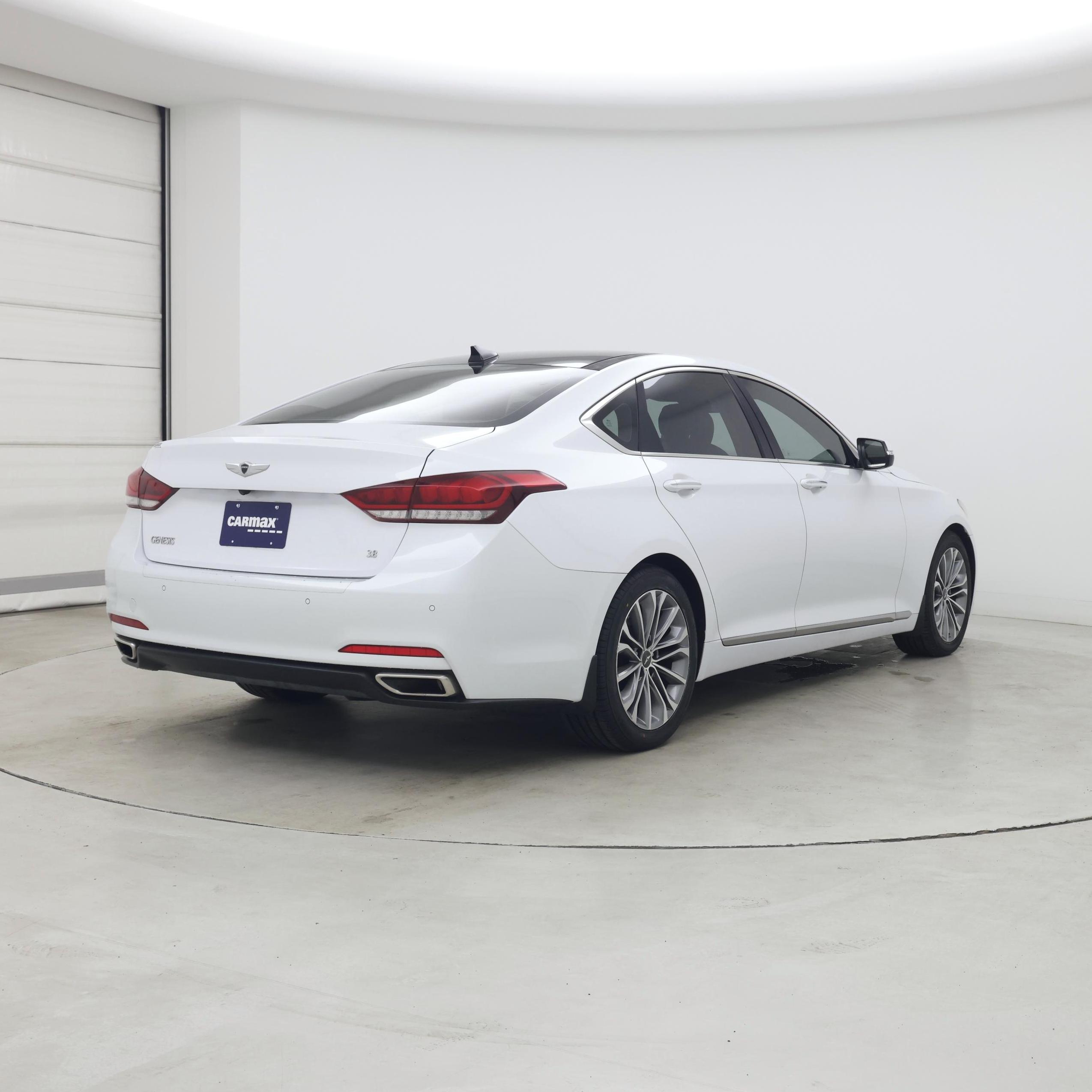 Thumbnail: 2016 Hyundai Genesis - 8