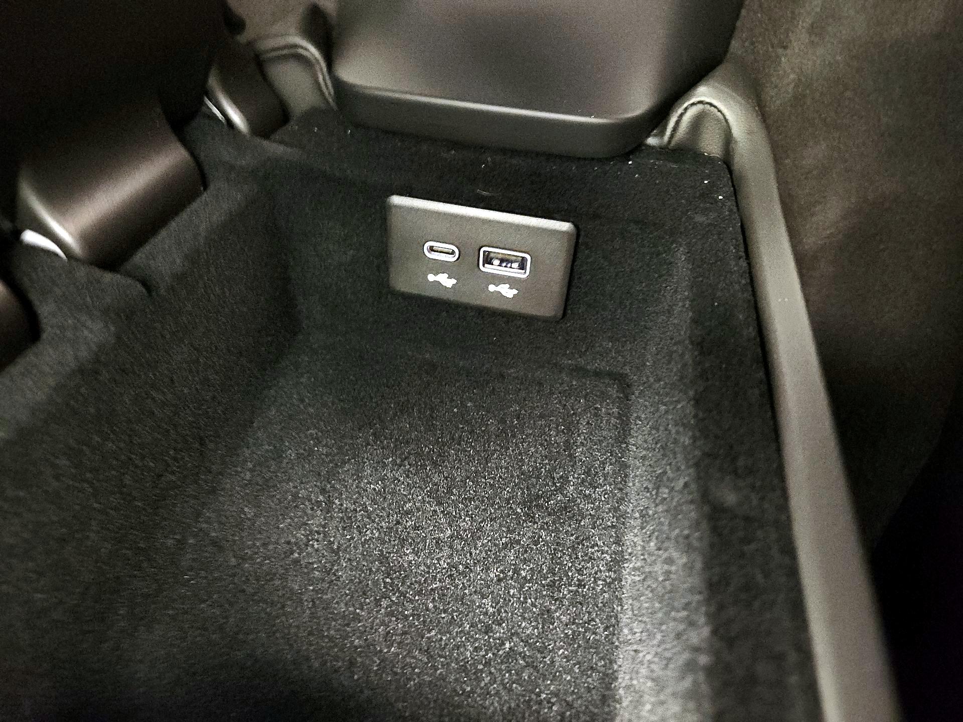 Thumbnail: 2026 Chevrolet Corvette - 18