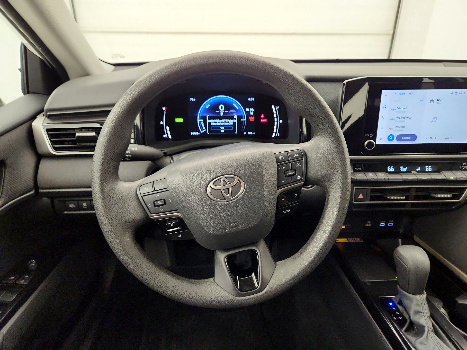 Thumbnail: 2025 Toyota Camry - 10