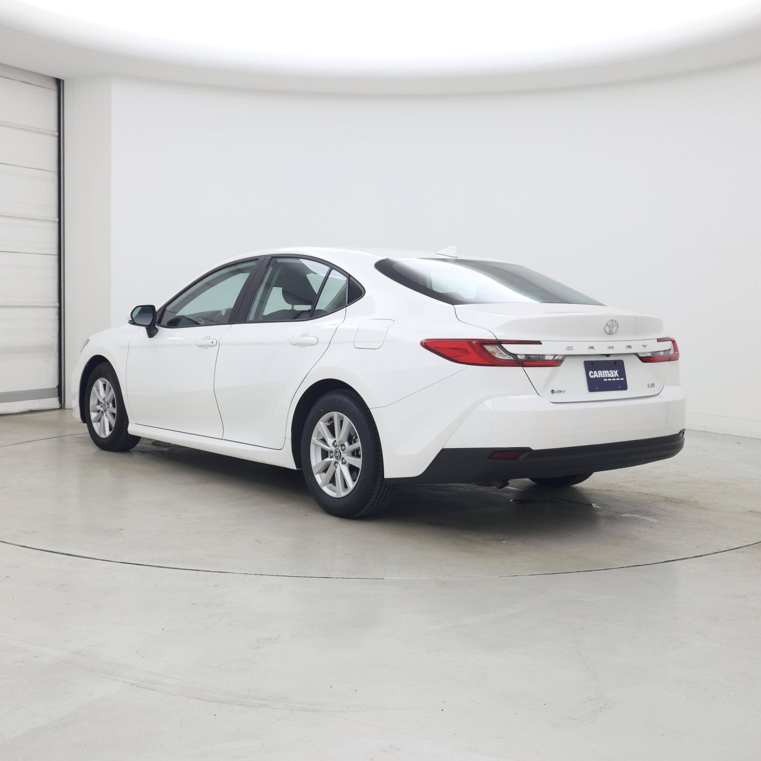 Thumbnail: 2025 Toyota Camry - 2