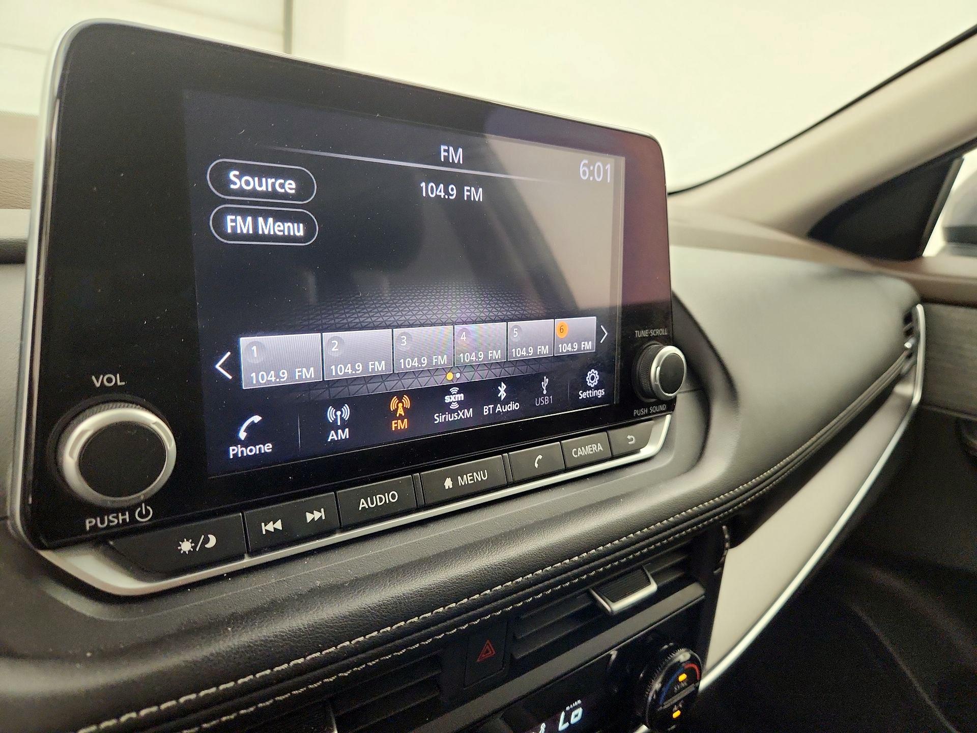 Thumbnail: 2023 Nissan Rogue - 15