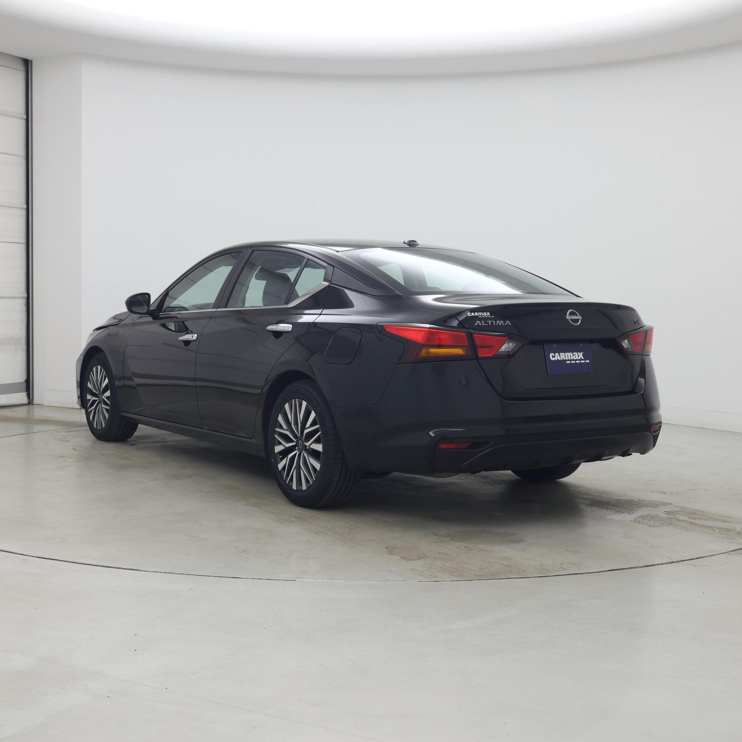 Thumbnail: 2024 Nissan Altima - 2