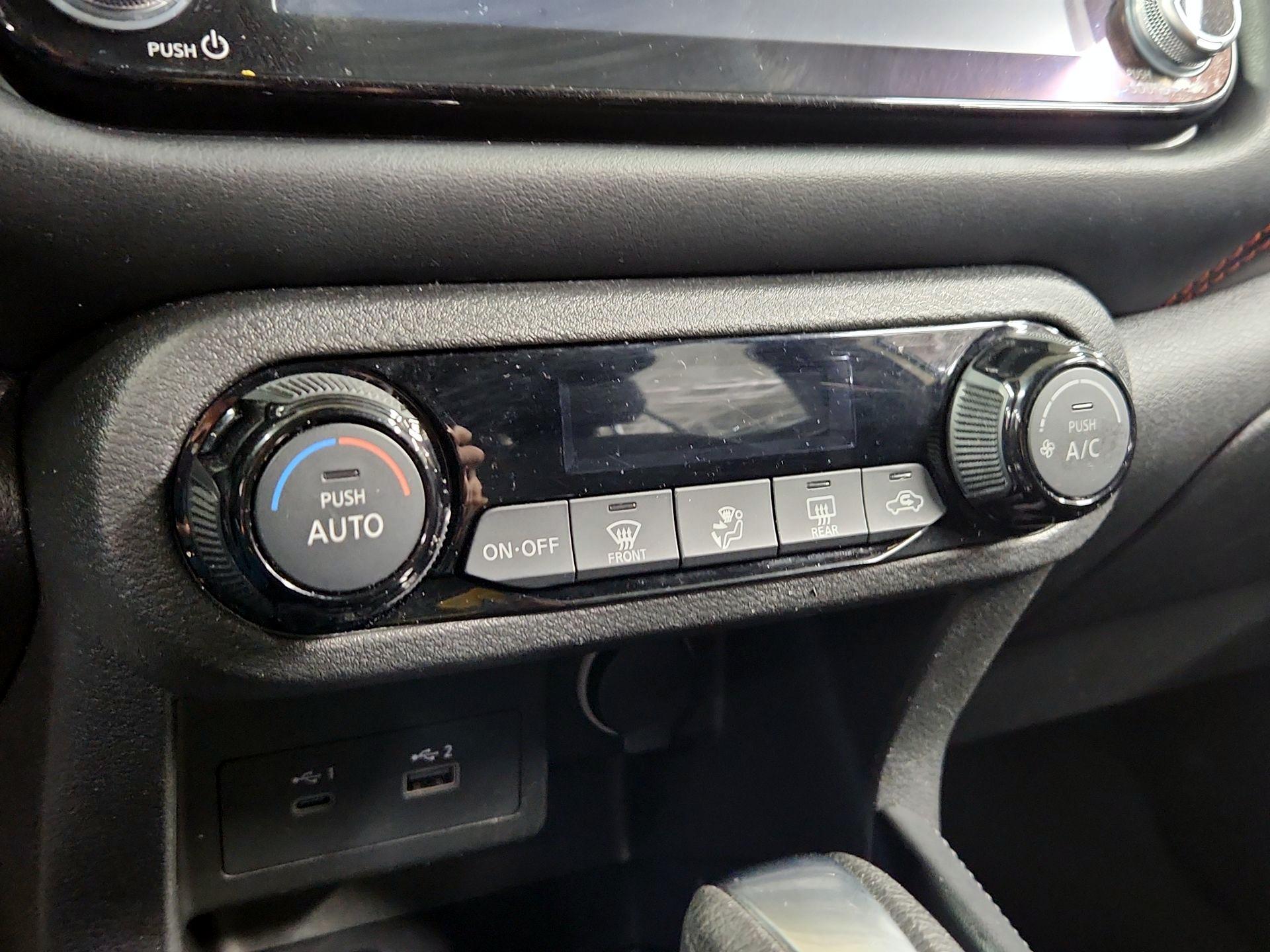 Thumbnail: 2023 Nissan Kicks - 16