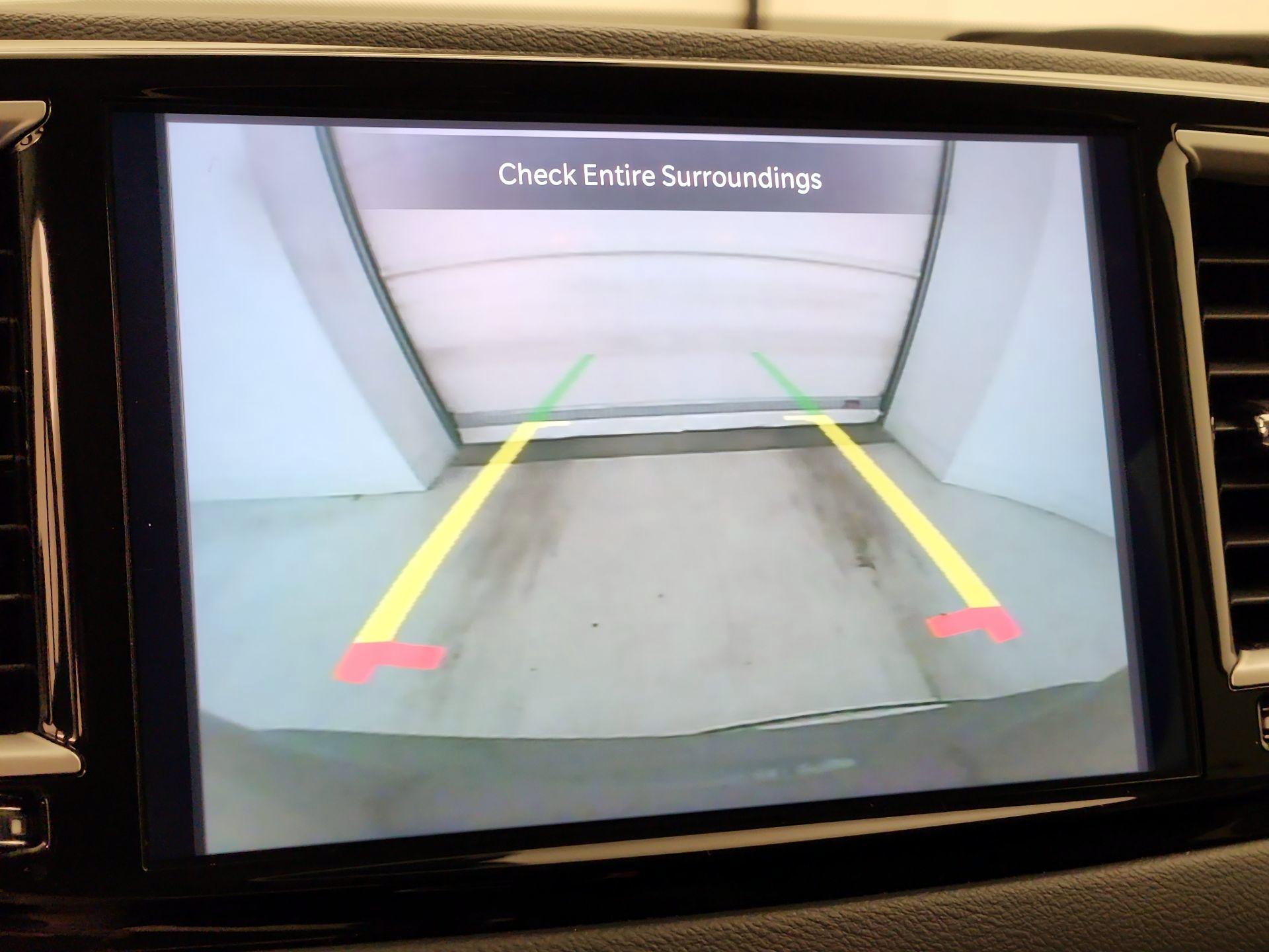 Thumbnail: 2023 Chrysler Pacifica - 14