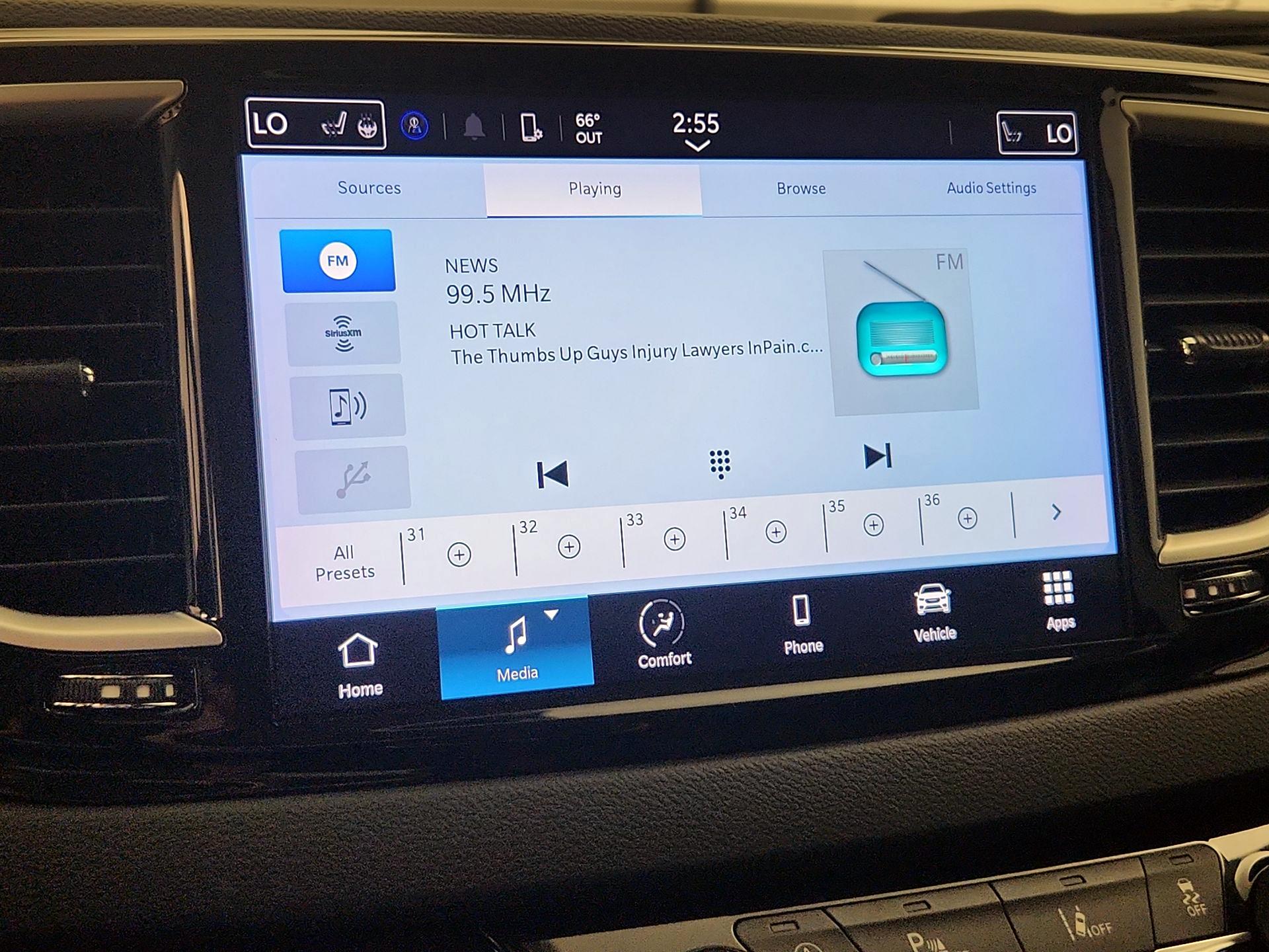 Thumbnail: 2023 Chrysler Pacifica - 15