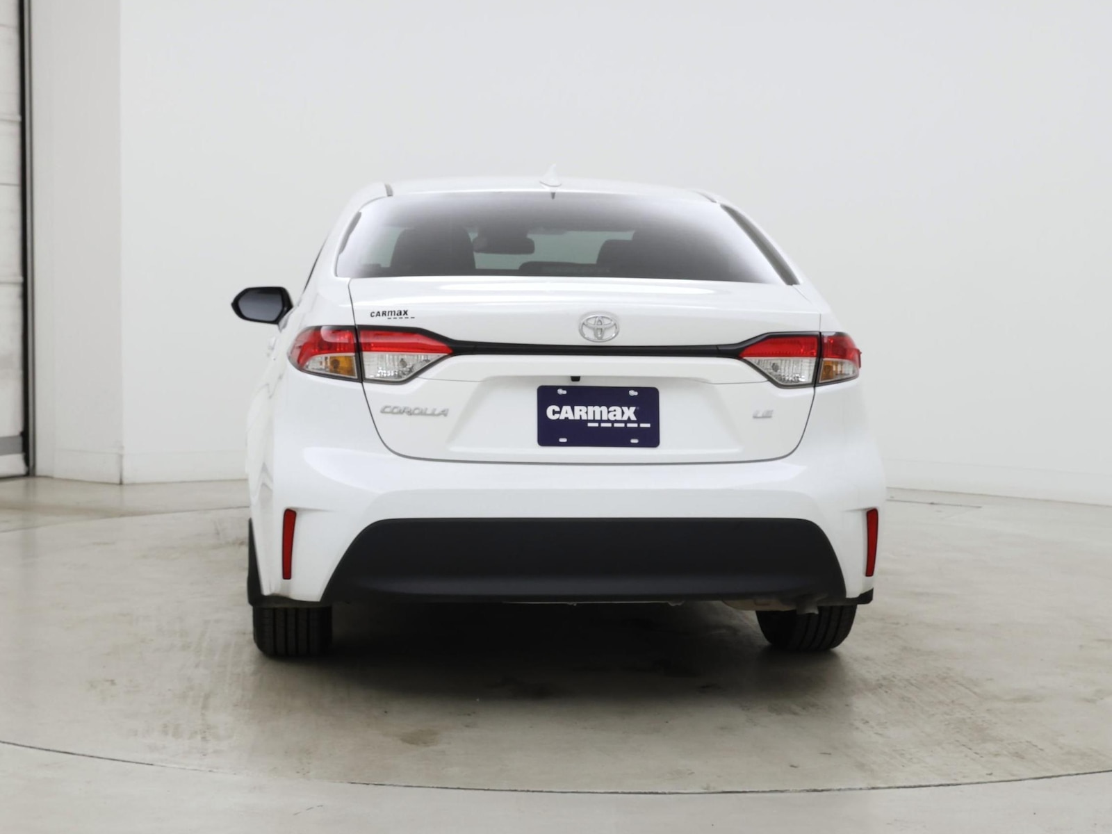 2025 Toyota Corolla LE - Photo 7