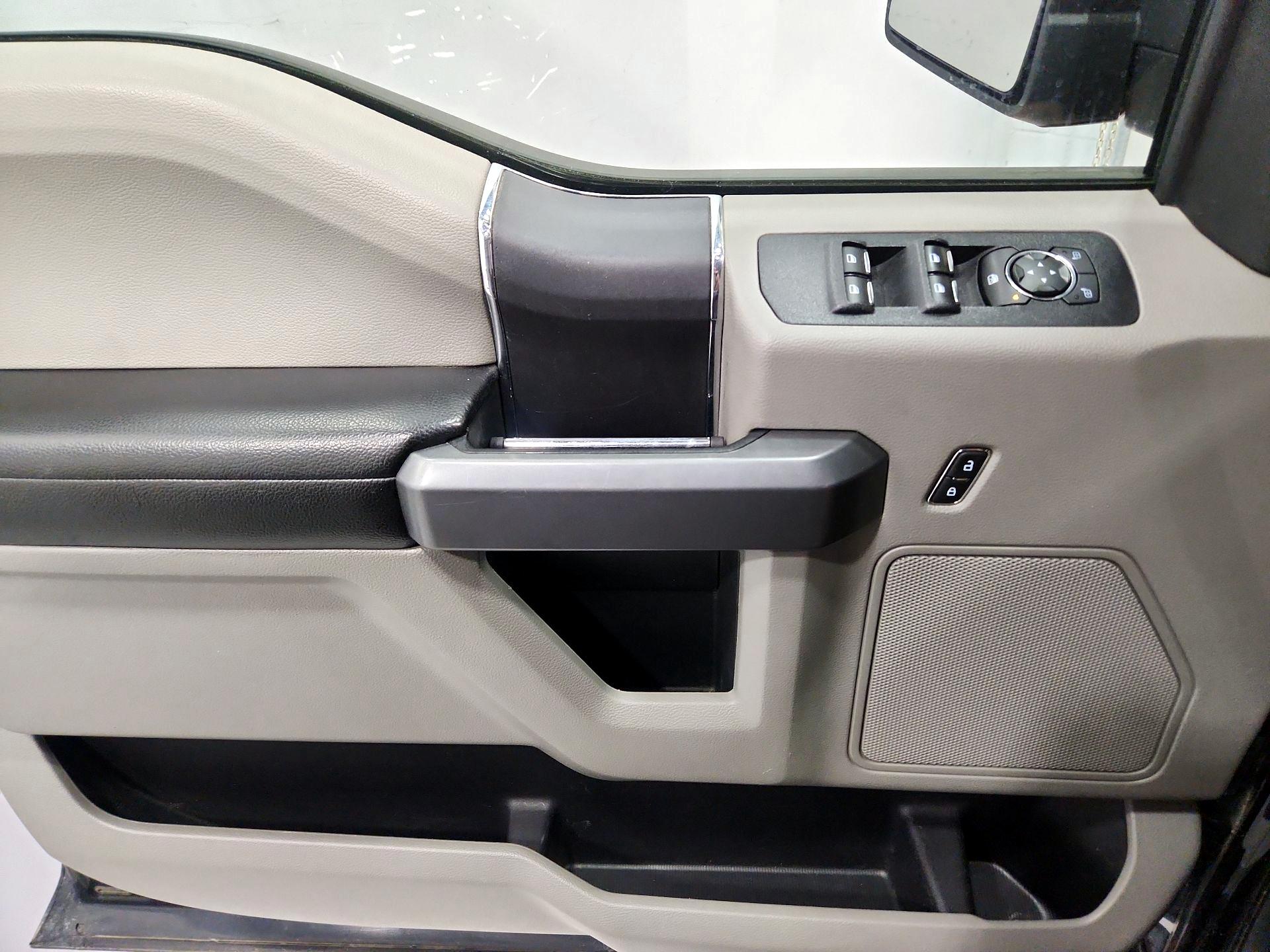 Thumbnail: 2018 Ford F-150 - 12