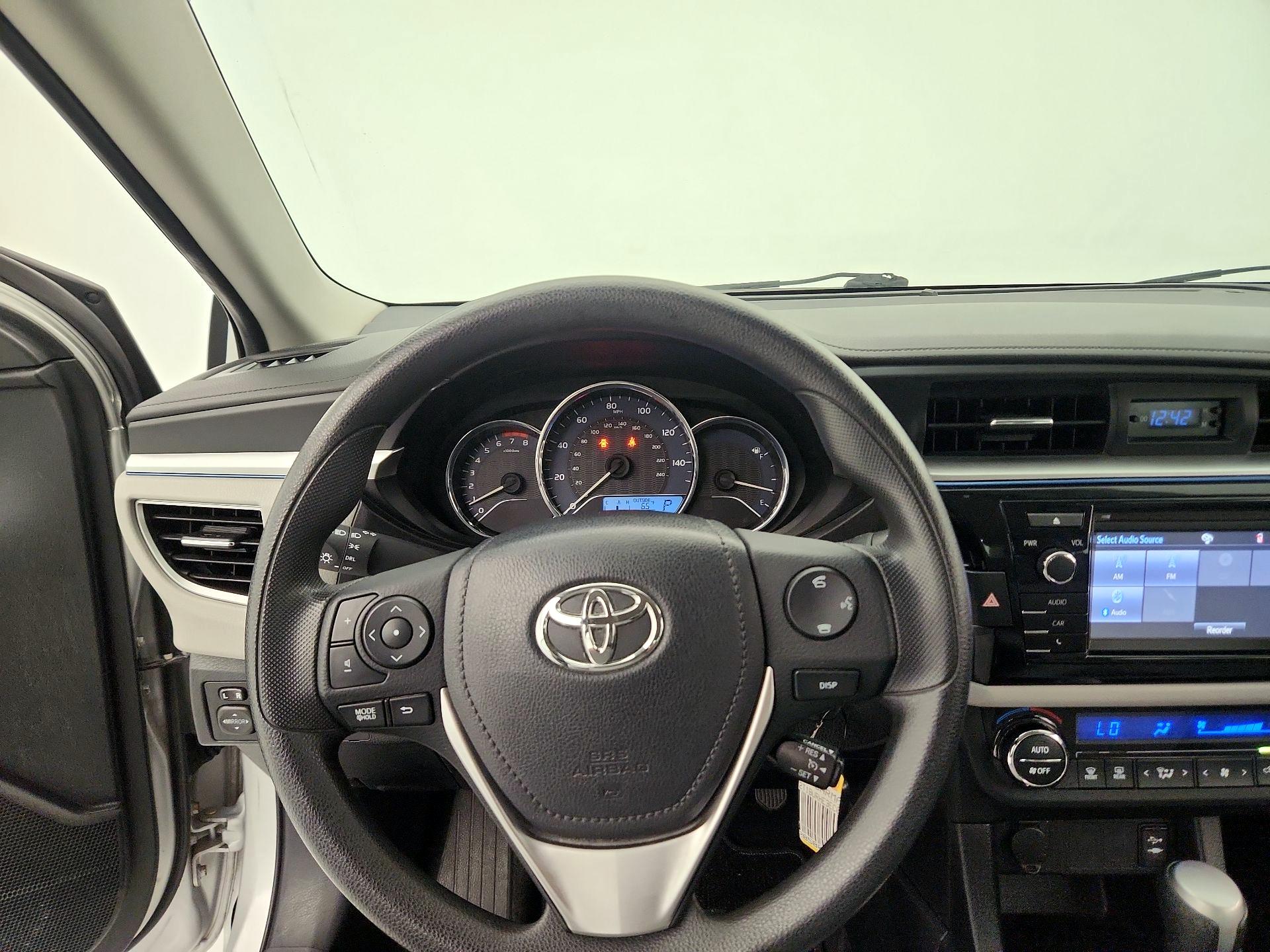 Thumbnail: 2014 Toyota Corolla - 10