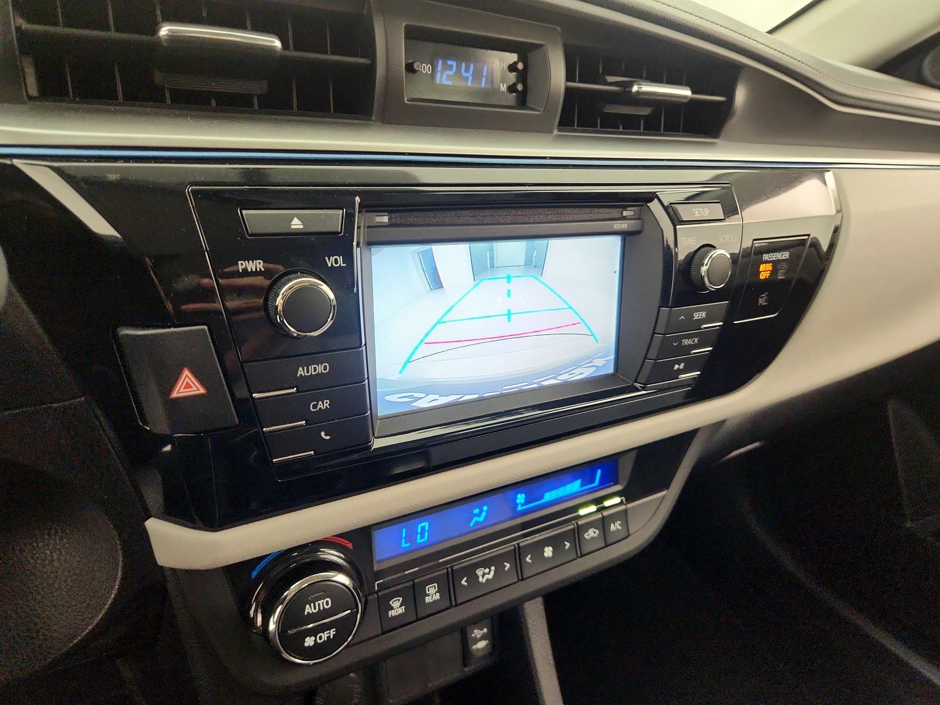 Thumbnail: 2014 Toyota Corolla - 14