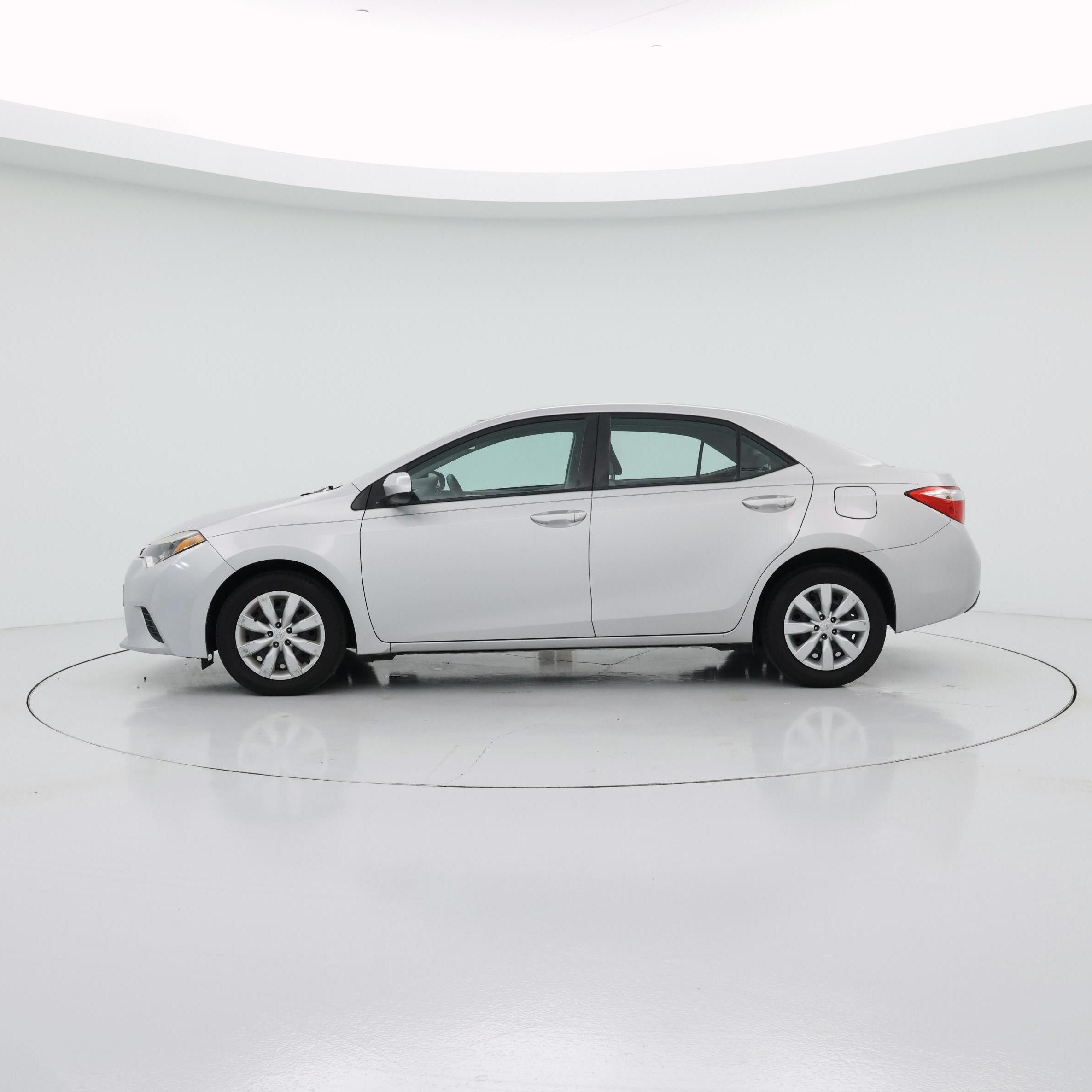 Thumbnail: 2014 Toyota Corolla - 3