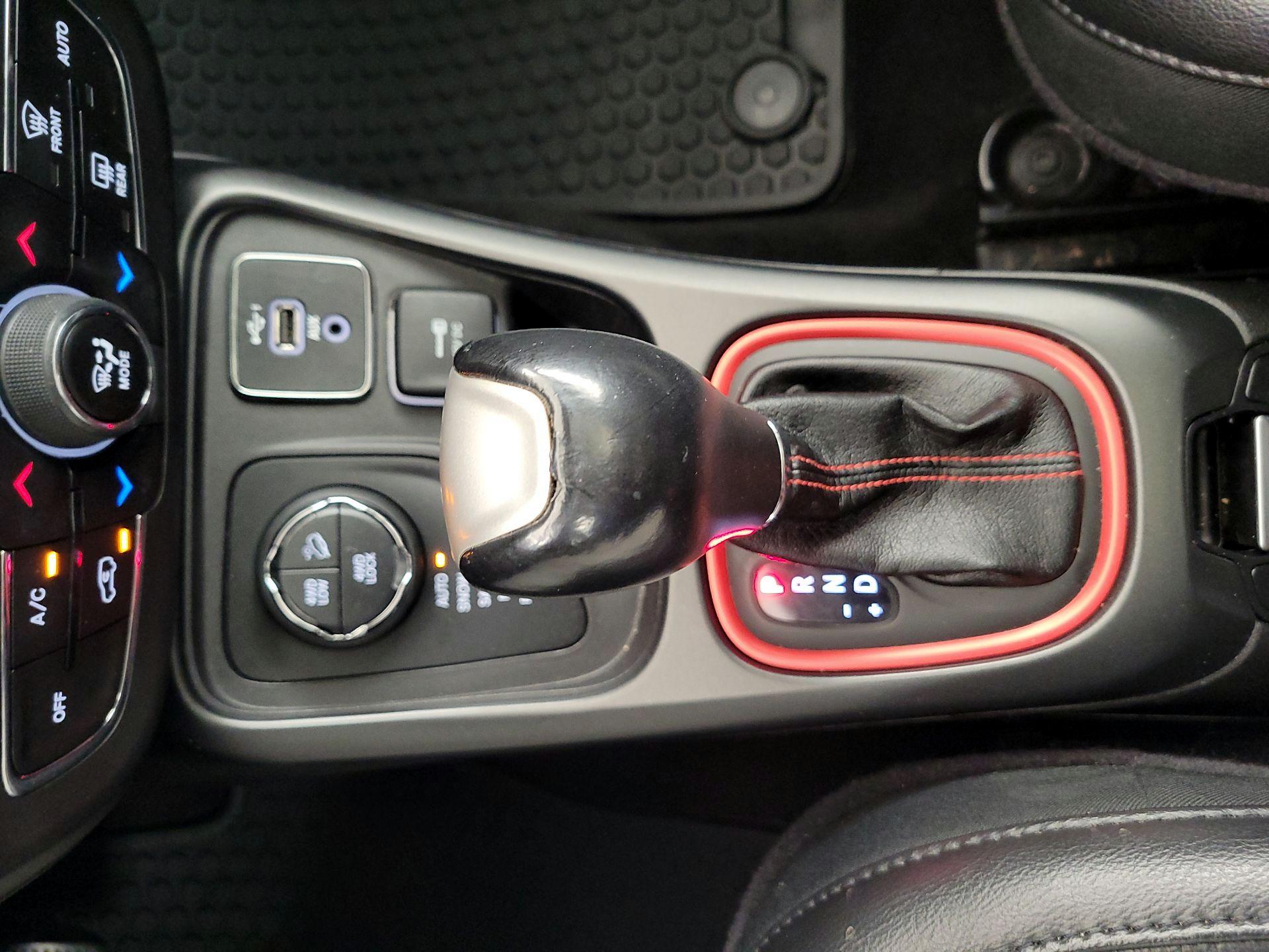 Thumbnail: 2018 Jeep Compass - 18