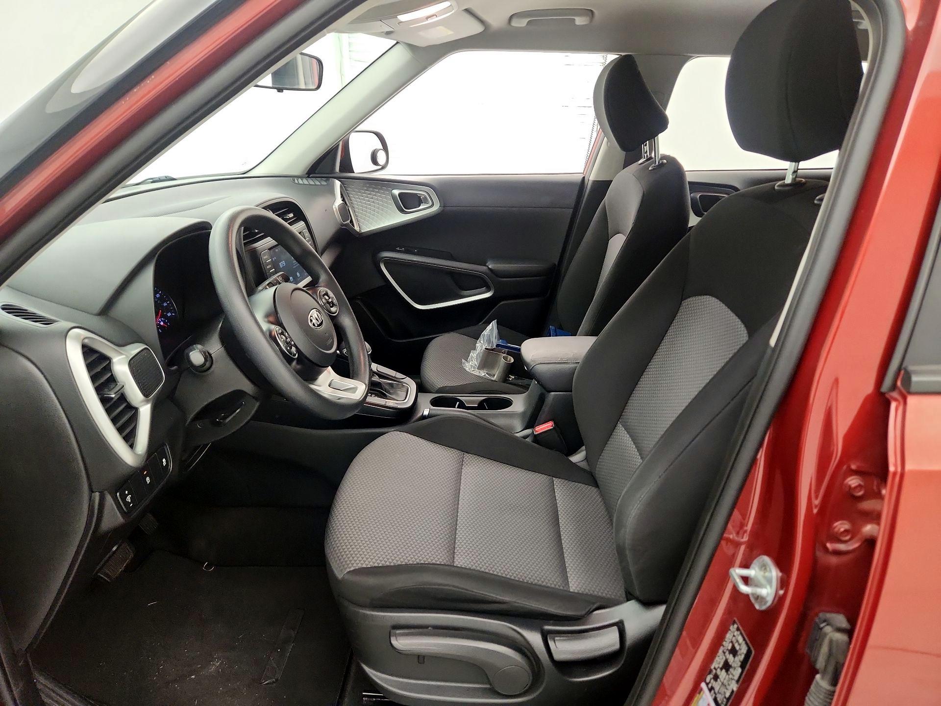 Thumbnail: 2020 Kia Soul - 11